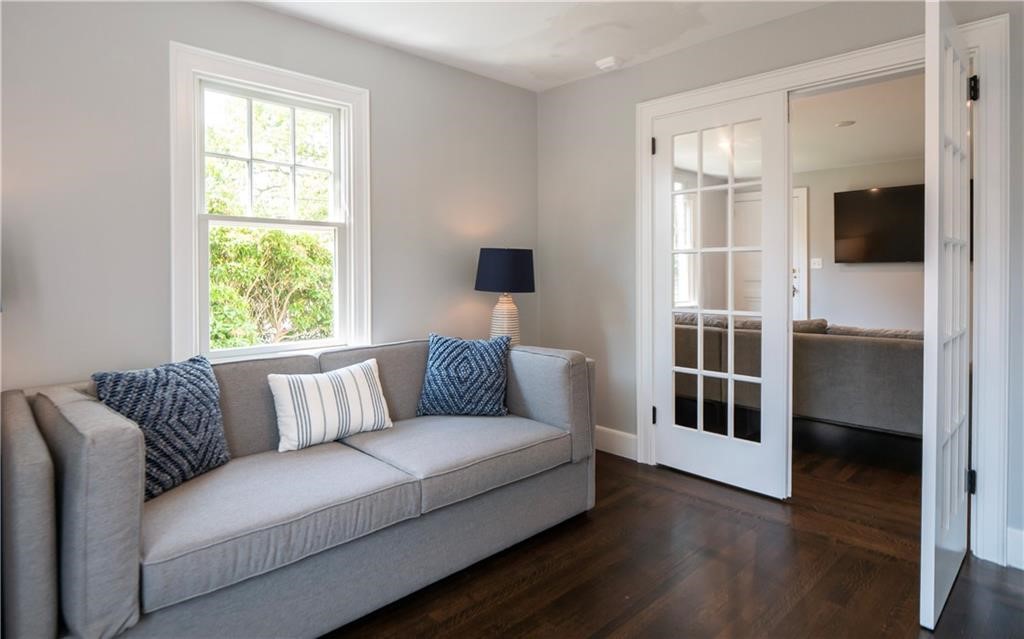 118 Ruggles Avenue 101