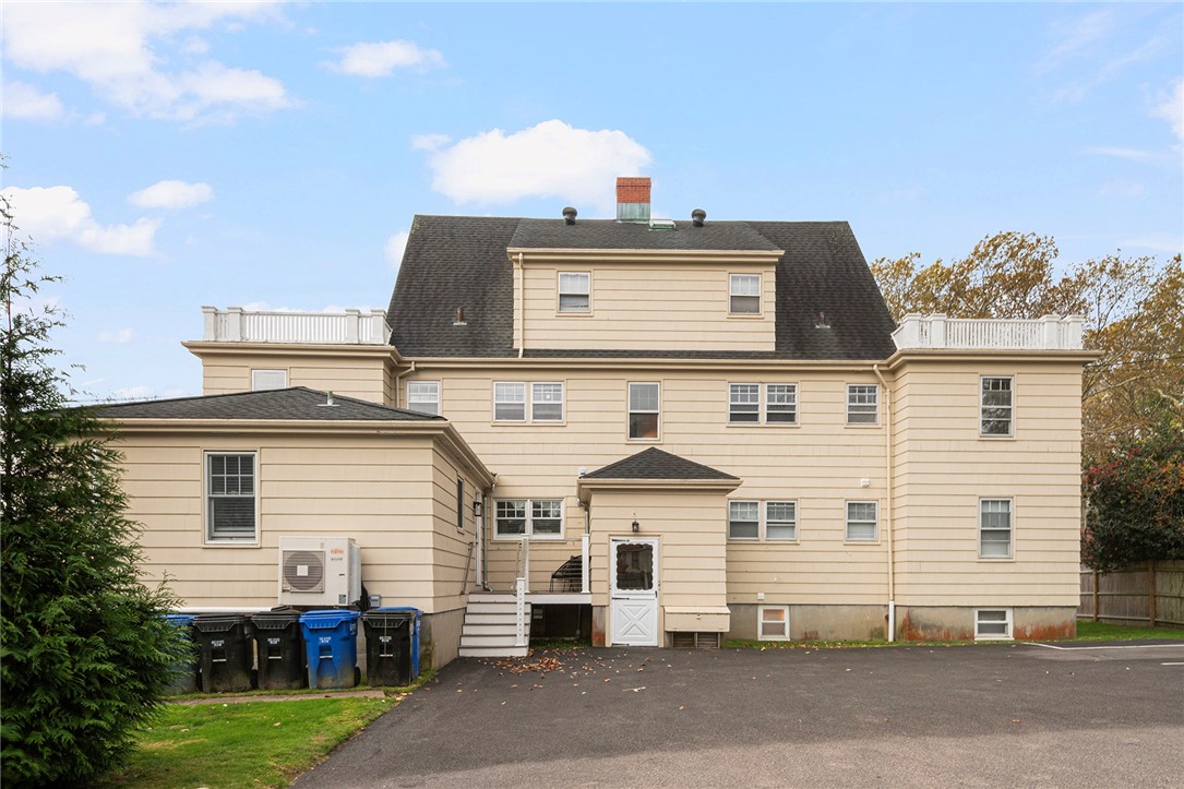 118 Ruggles Avenue 202