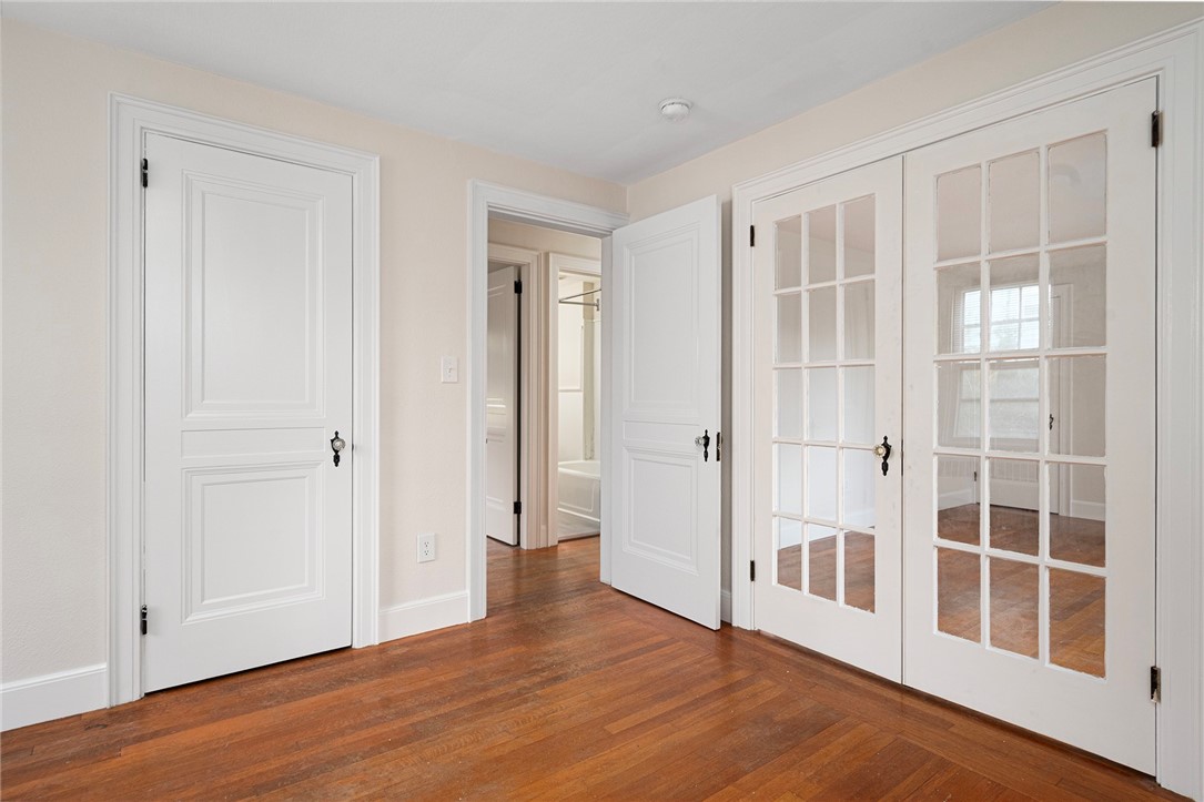 118 Ruggles Avenue 202