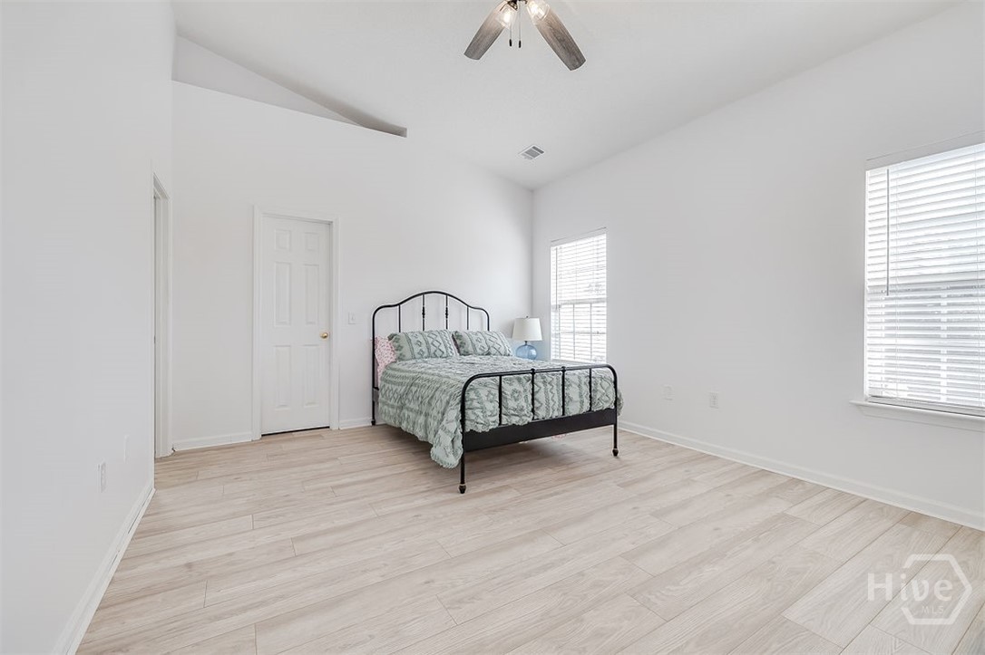 58 Stonelake Circle