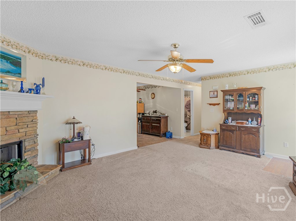 502 Veal Road