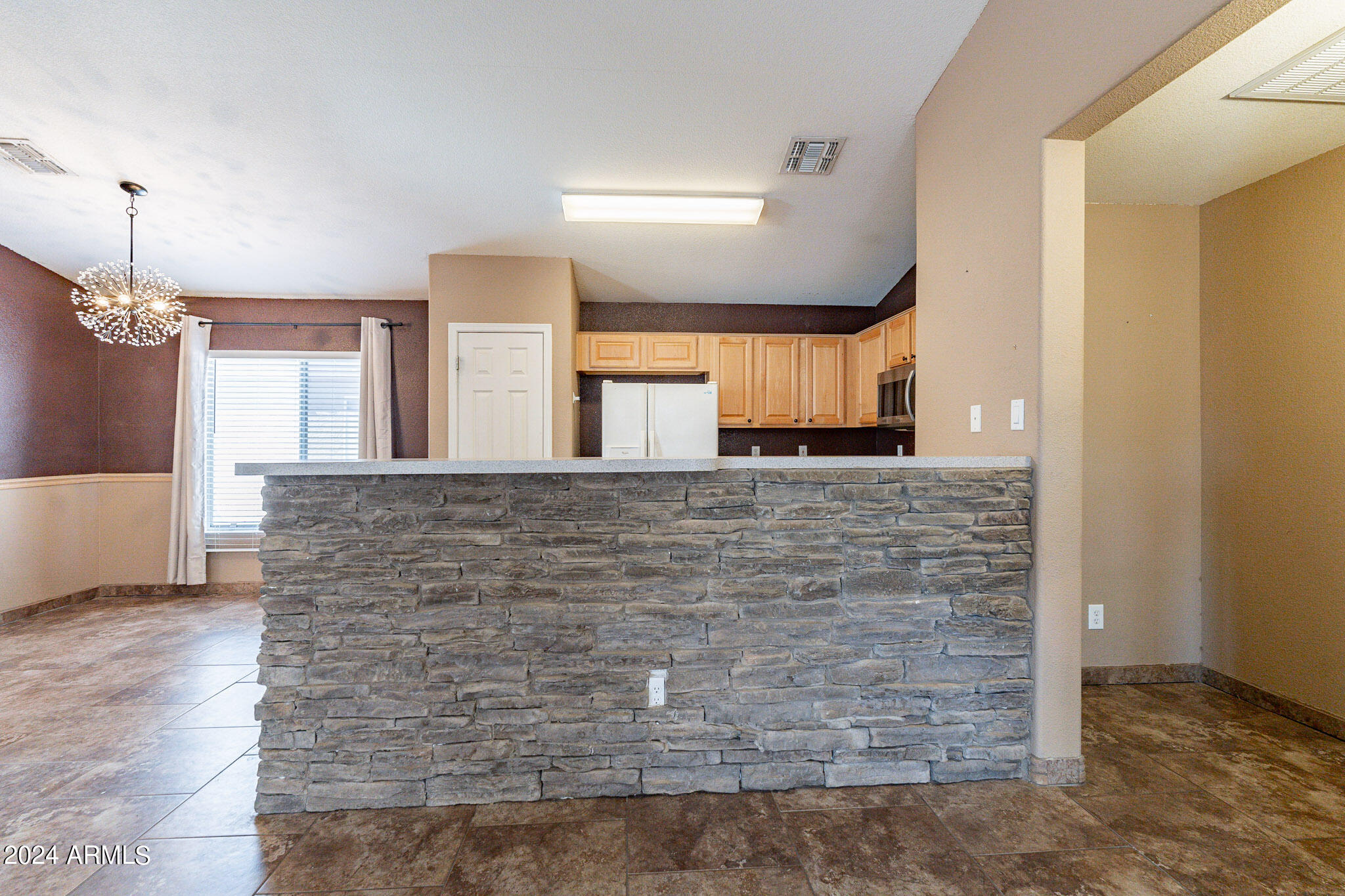 9143 W Deanna Drive