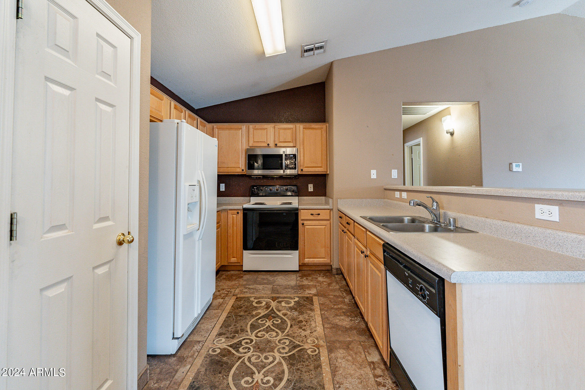 9143 W Deanna Drive