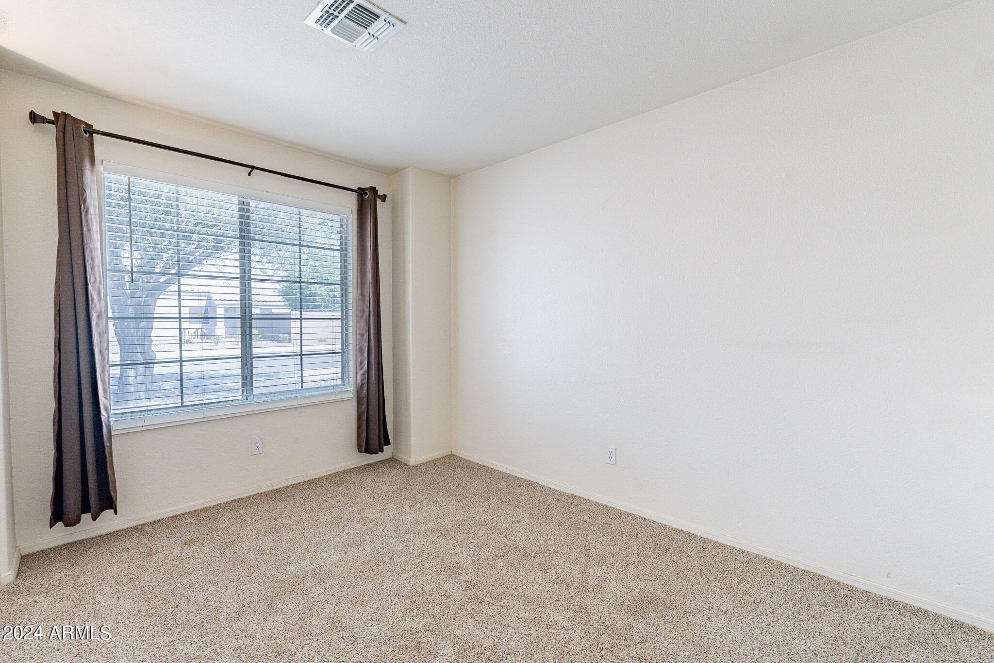 9143 W Deanna Drive