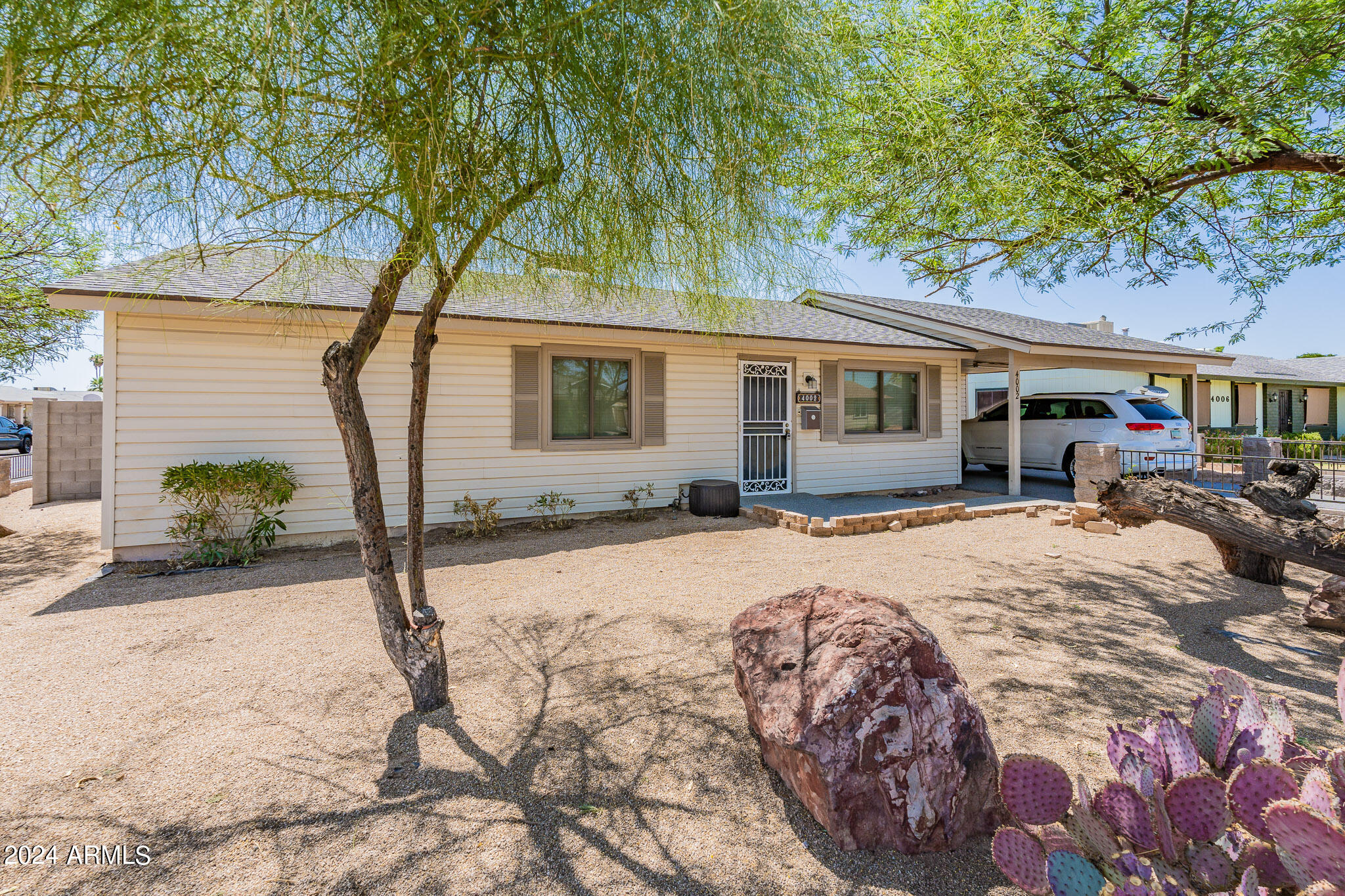 4002 N 85TH Avenue