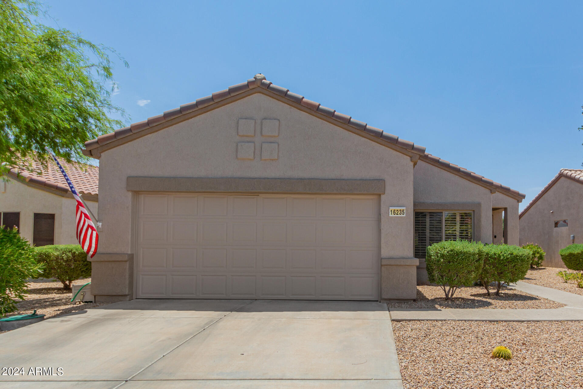 16235 W MOUNTAIN PASS Drive