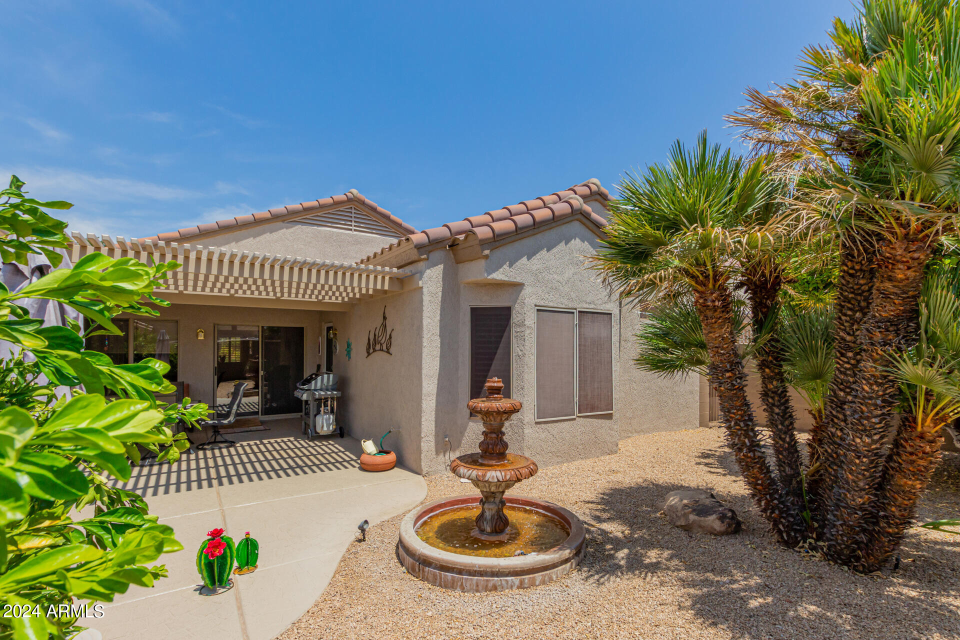 16235 W MOUNTAIN PASS Drive