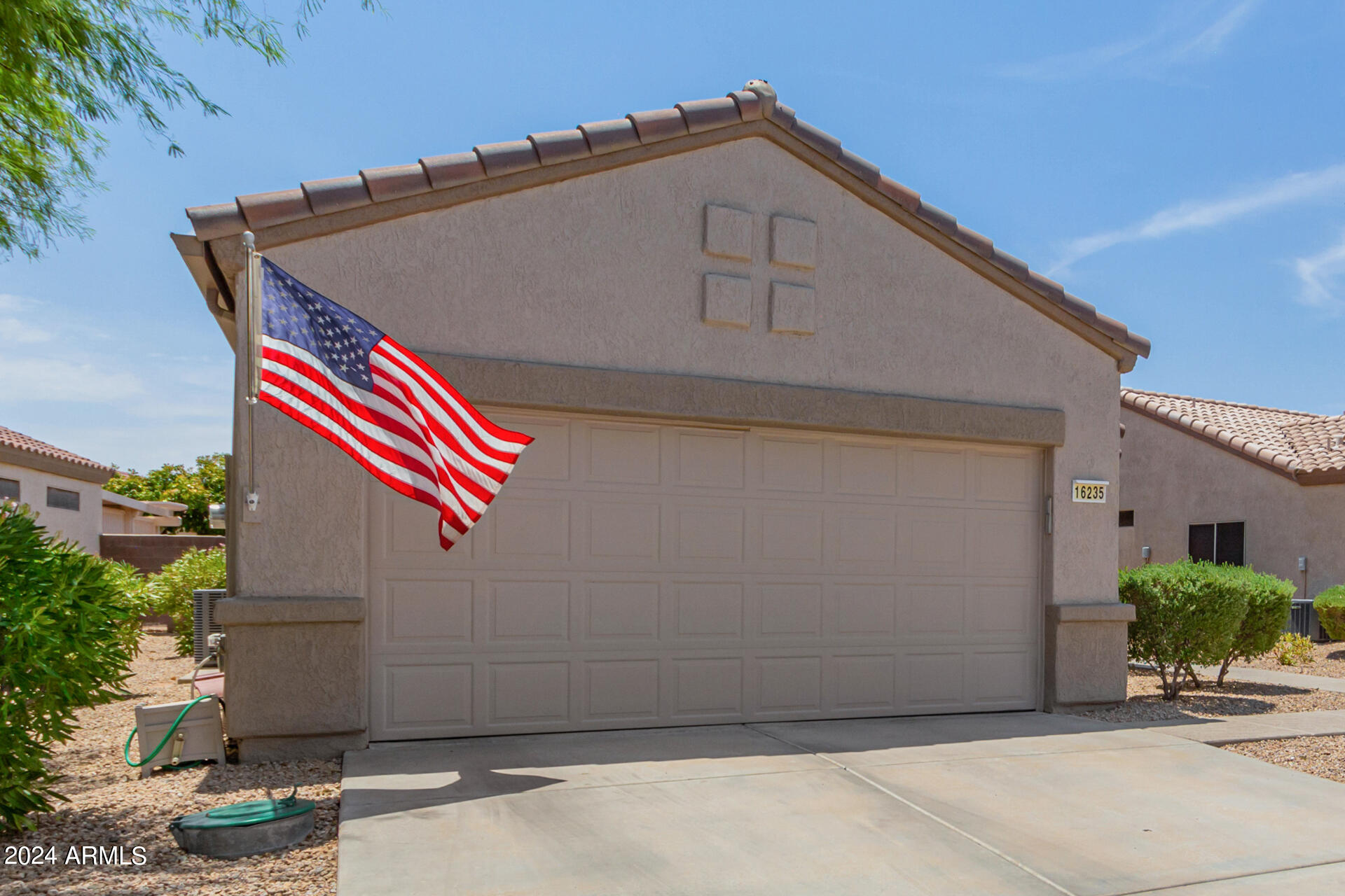 16235 W MOUNTAIN PASS Drive