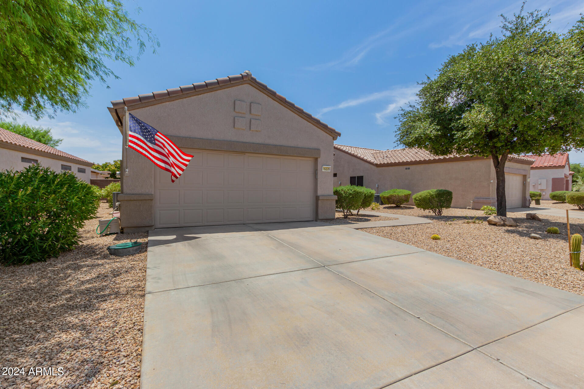 16235 W MOUNTAIN PASS Drive