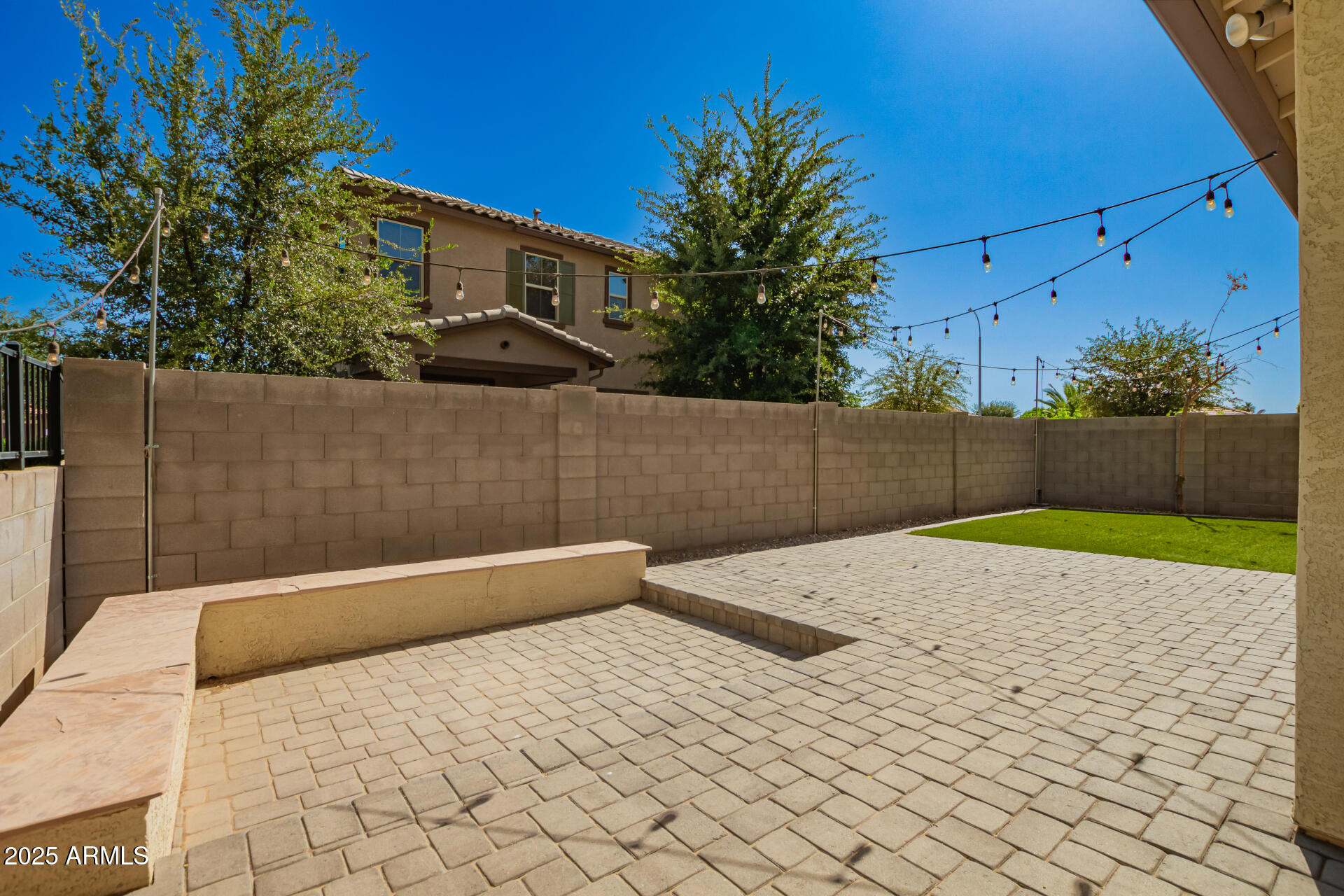 263 N WILSON Drive