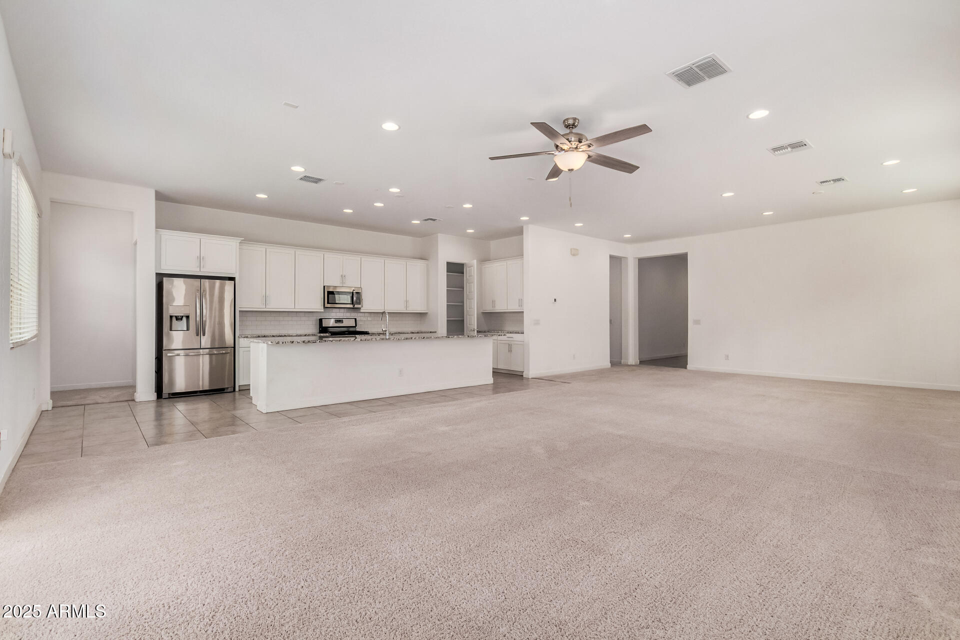 18926 W DESERT HILLS Drive