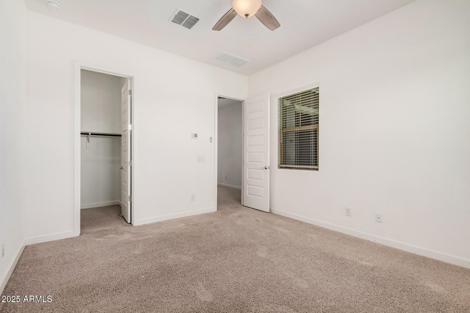 18926 W DESERT HILLS Drive