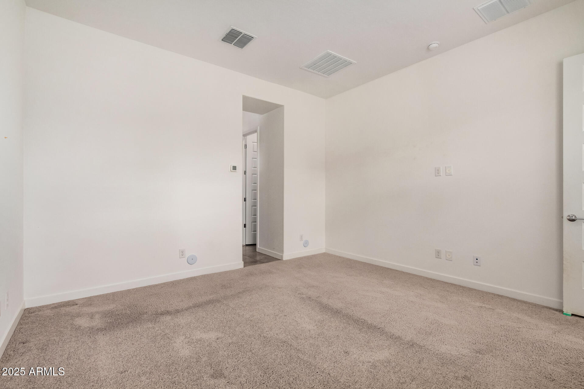 18926 W DESERT HILLS Drive