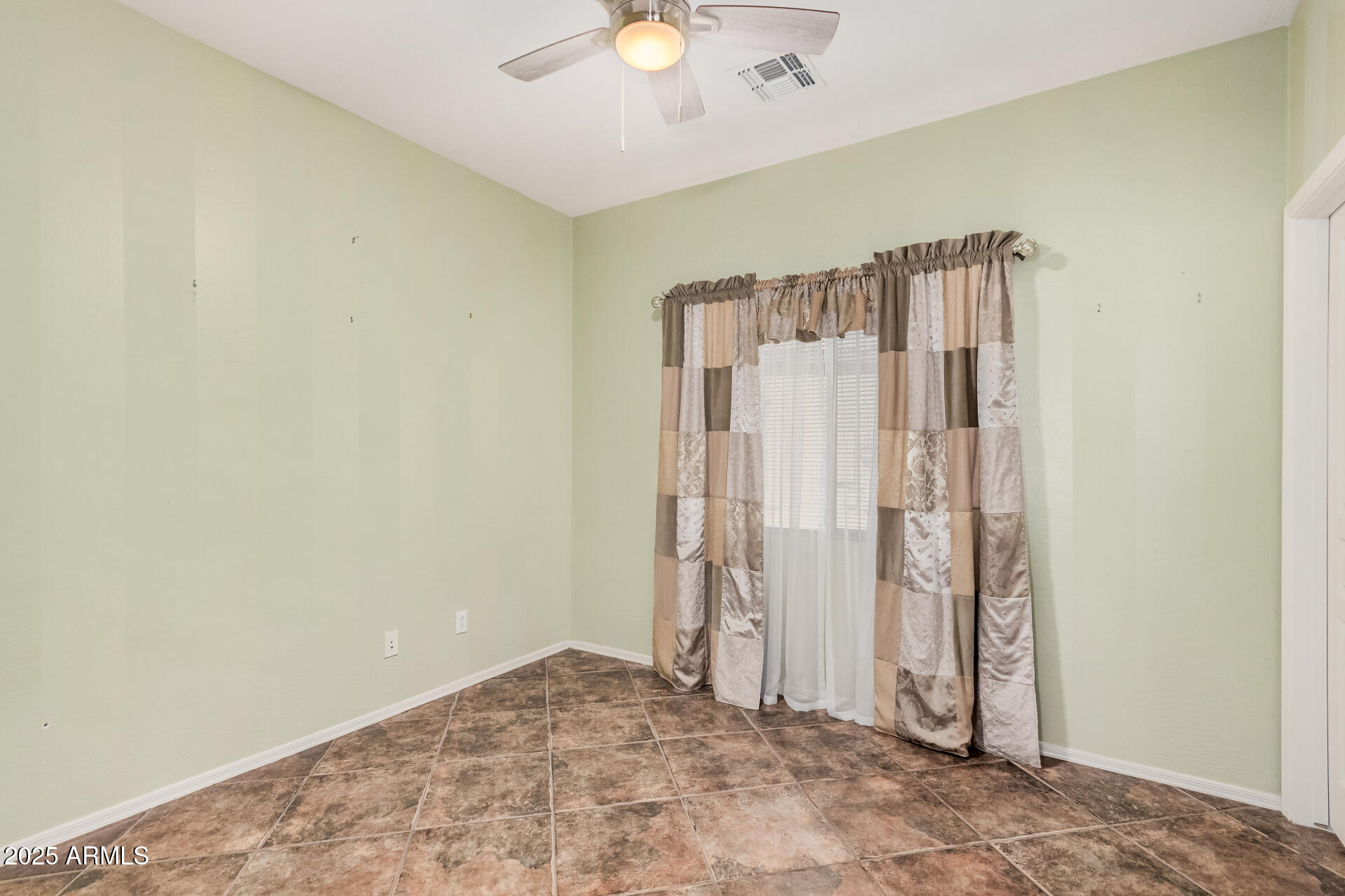 17102 W SAGUARO Lane
