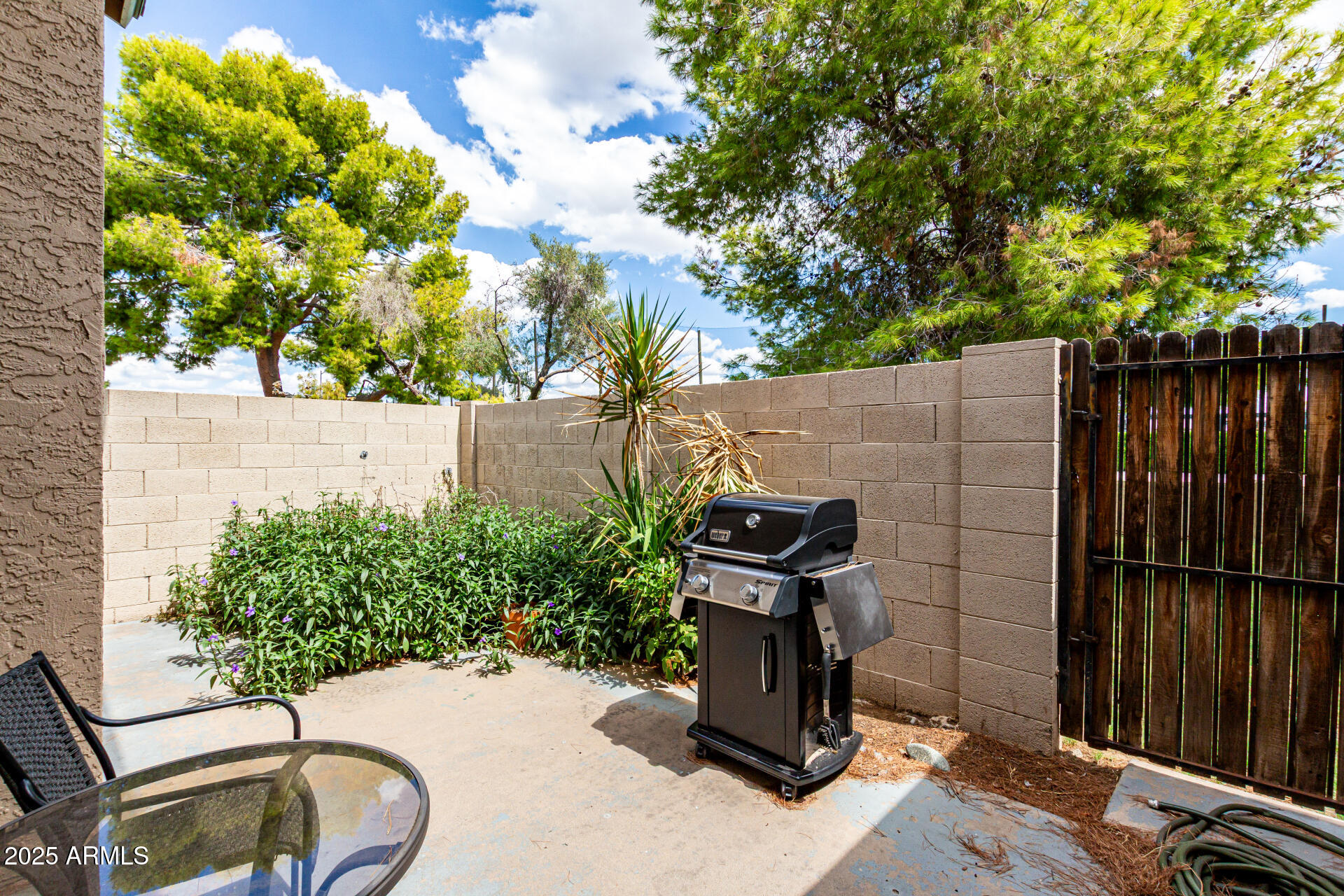 4504 W CONTINENTAL Drive