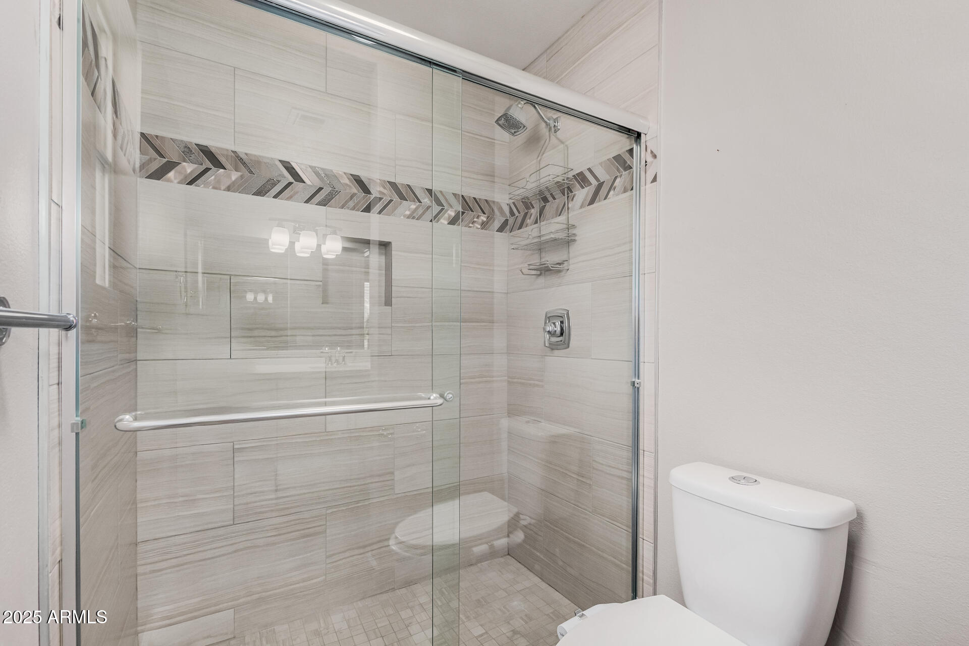 4950 W GROVERS Avenue, Glendale