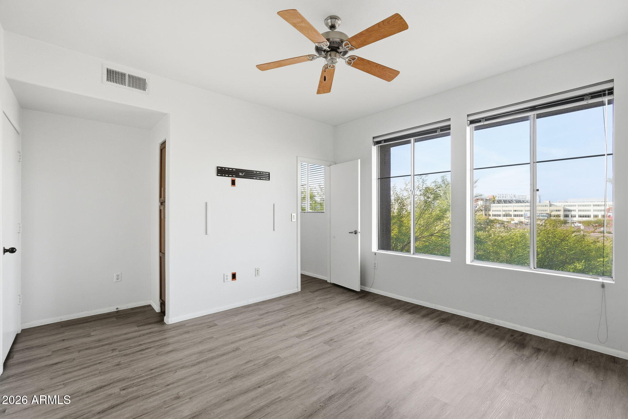 6745 N 93RD Avenue 1170