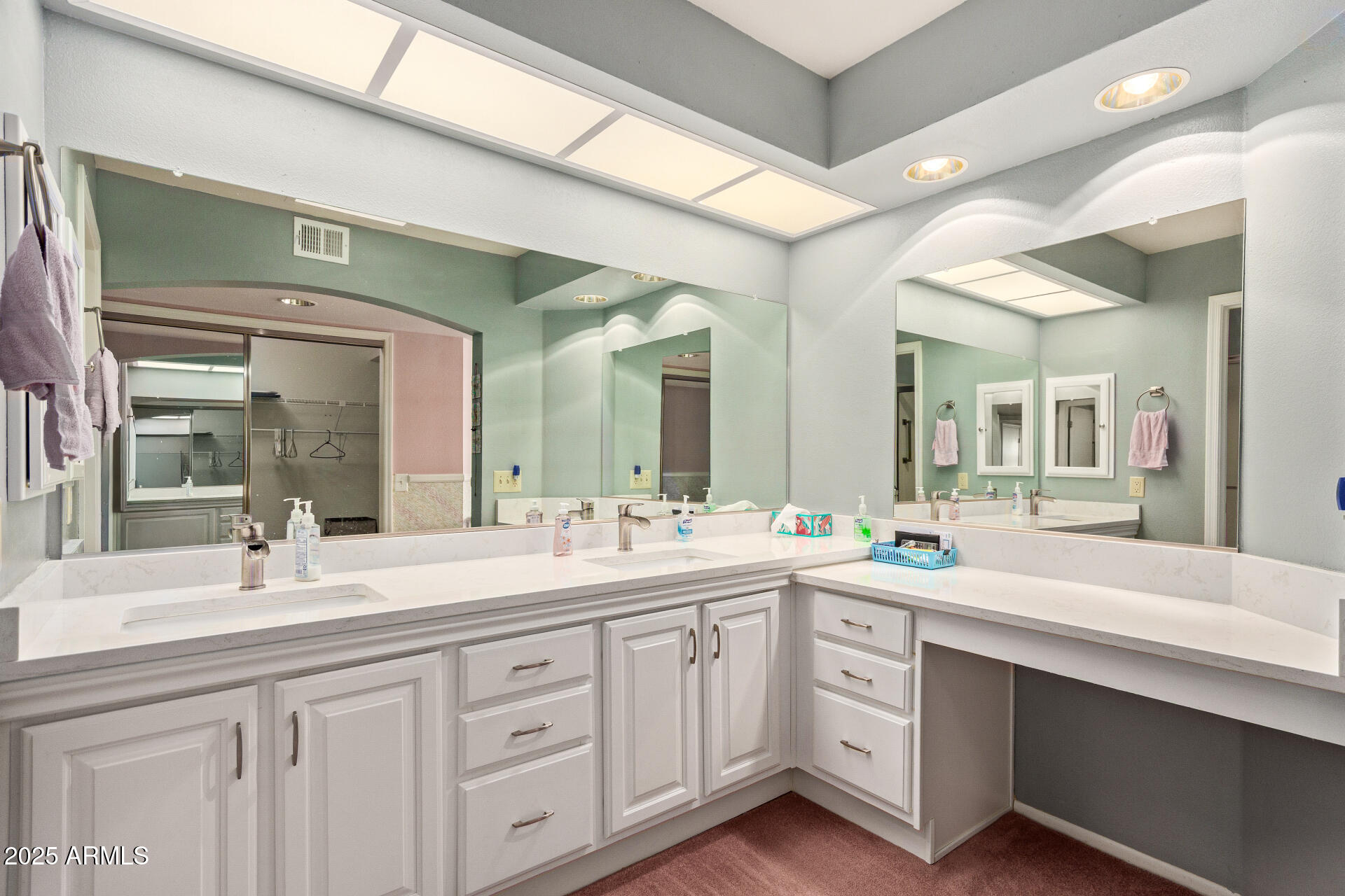 13903 W ELMBROOK Drive