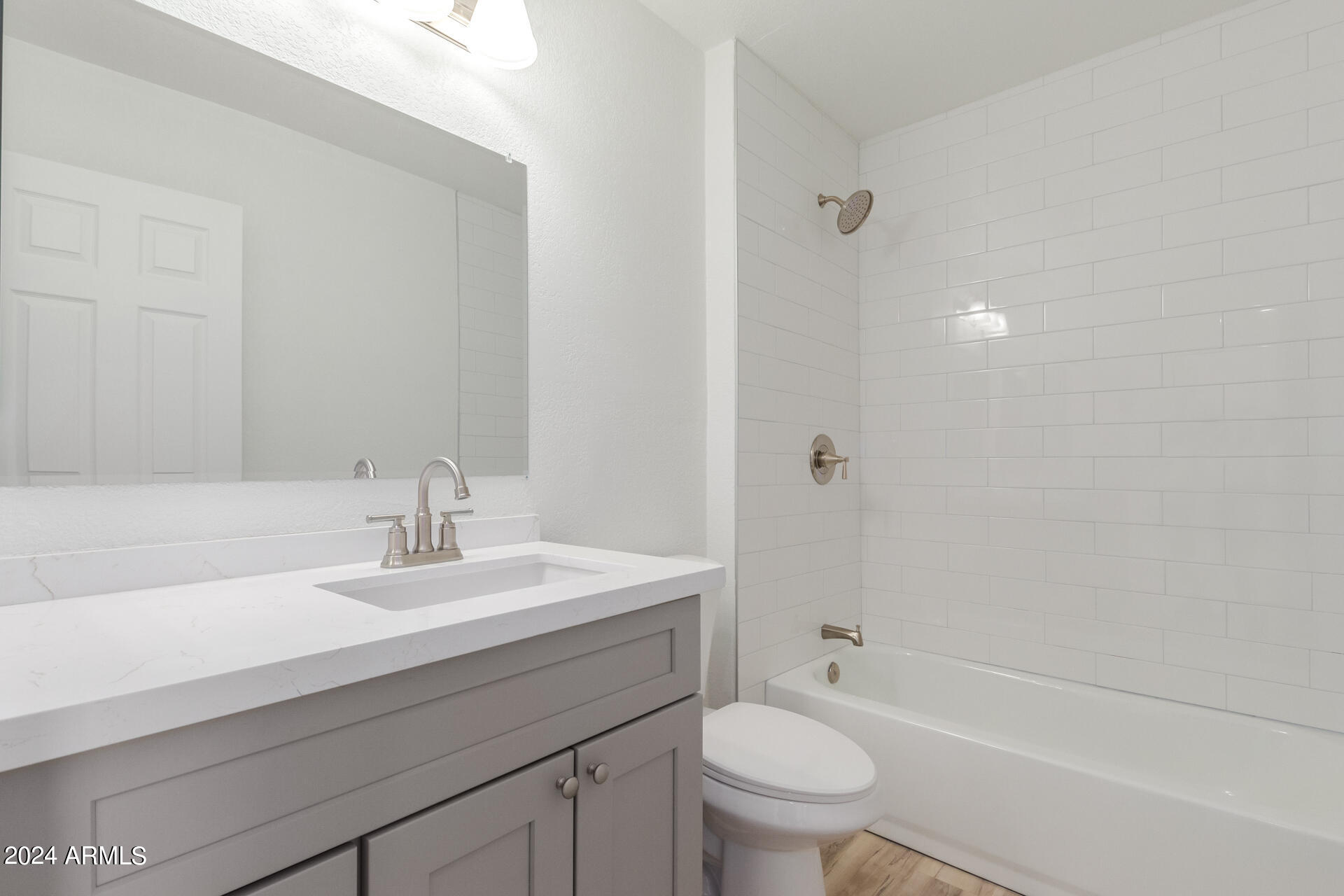 10935 W SANTA FE Drive