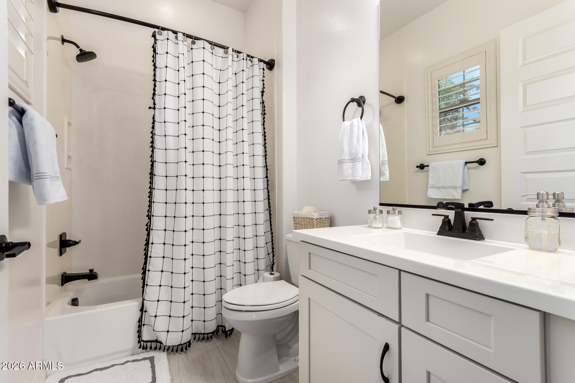 20945 W COLLEGE Drive