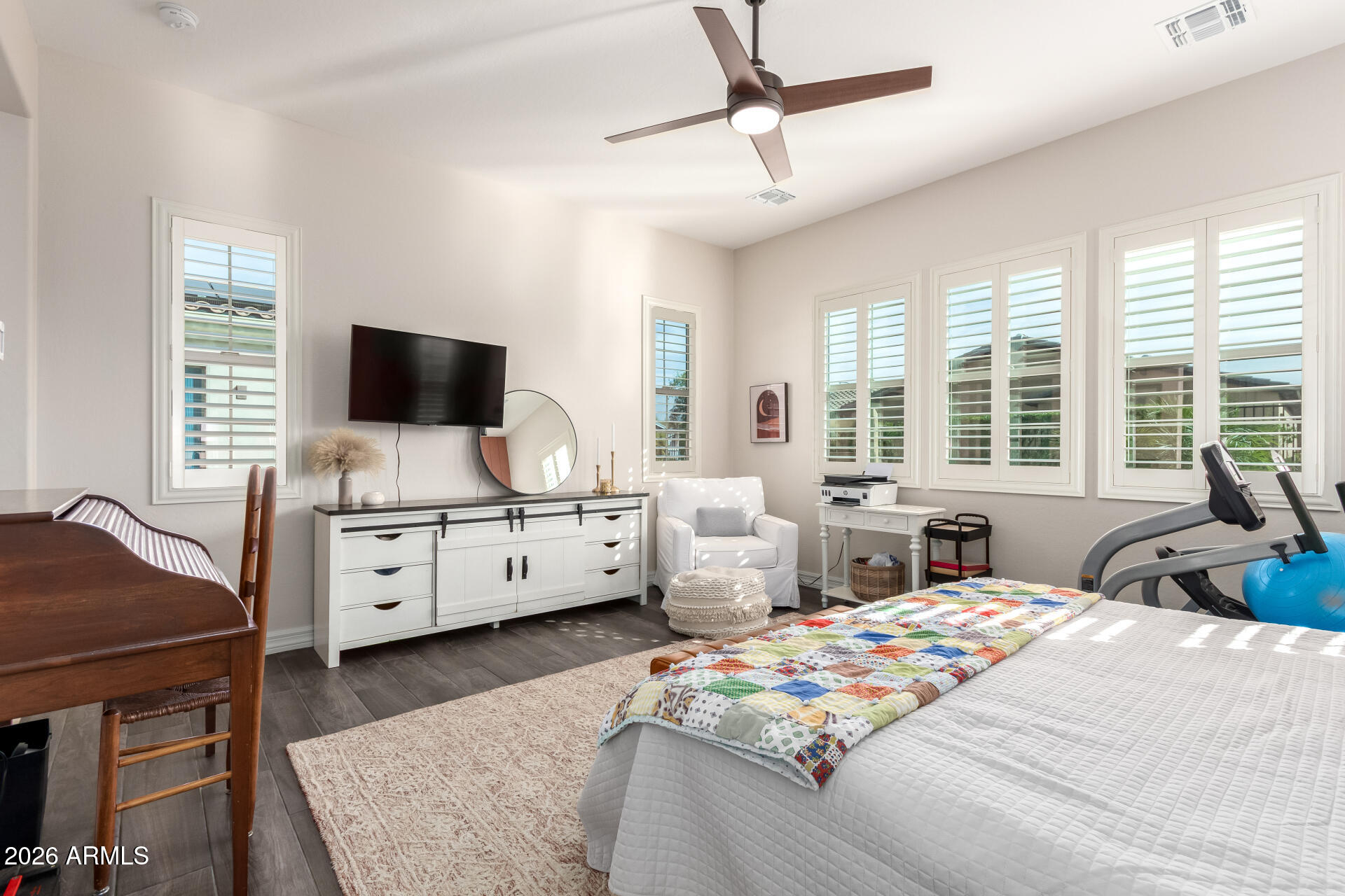 20945 W COLLEGE Drive