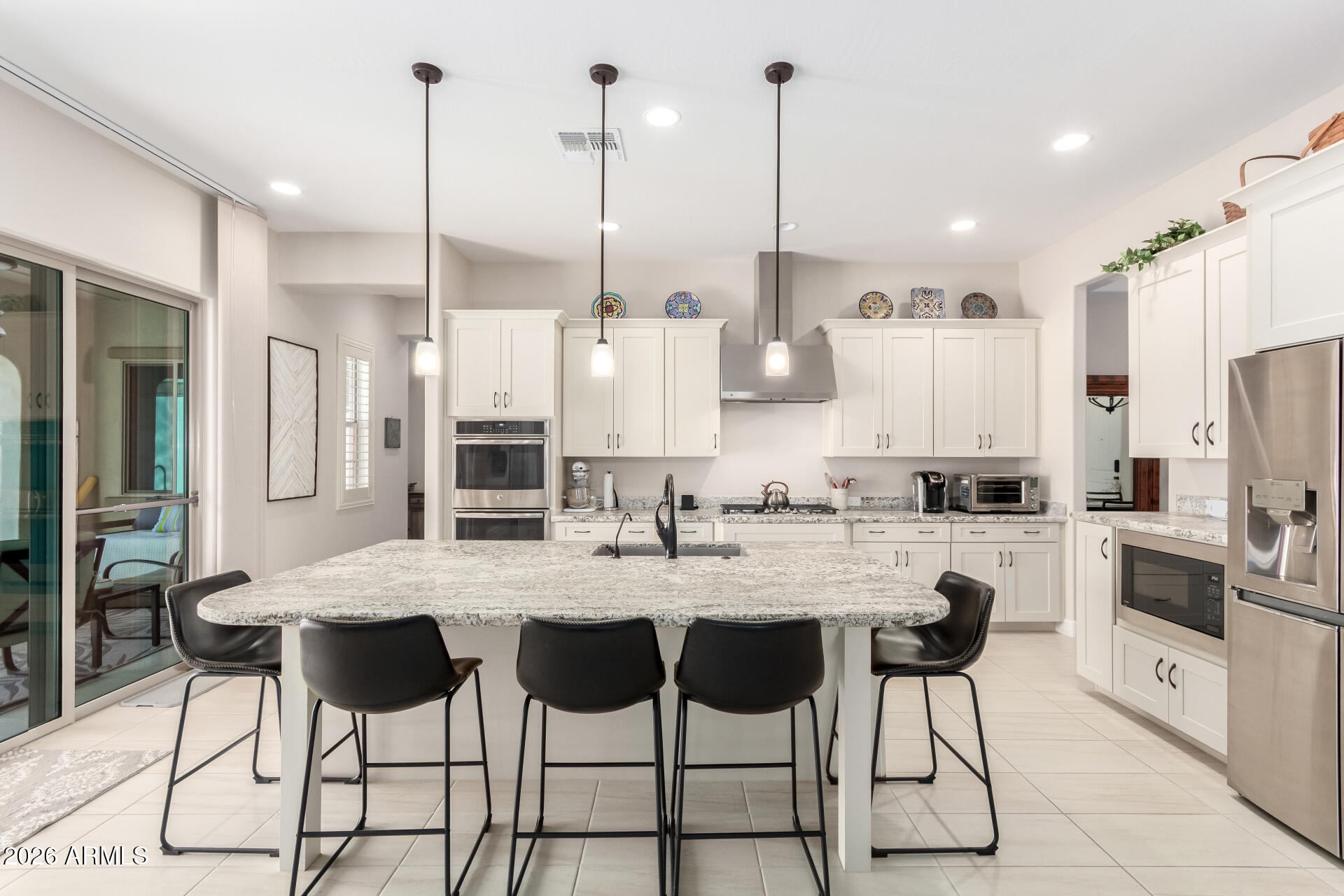 20945 W COLLEGE Drive