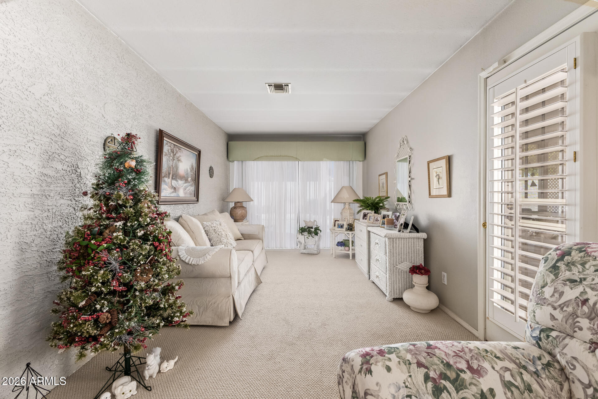 8432 W CHARTER OAK Road