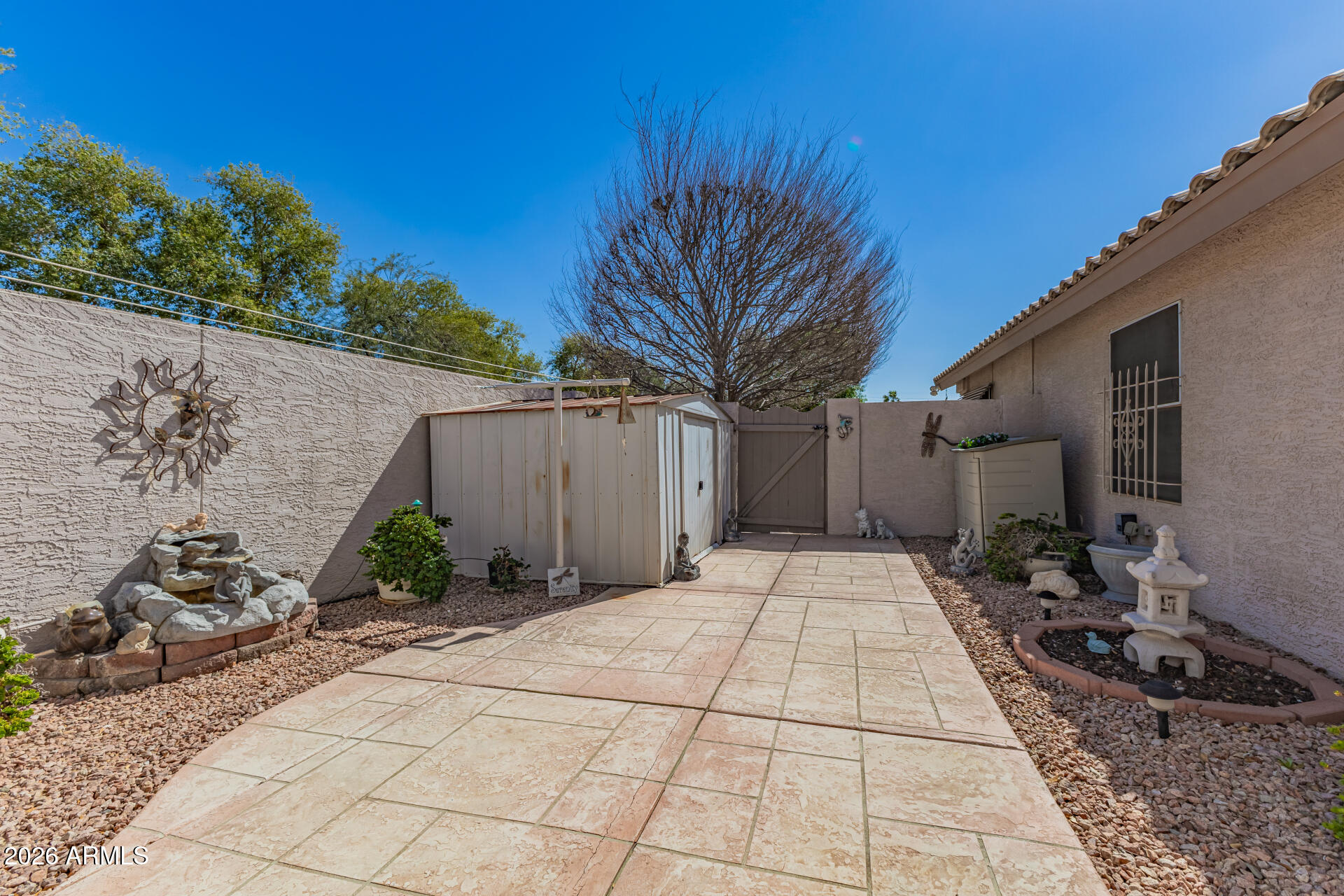 8432 W CHARTER OAK Road