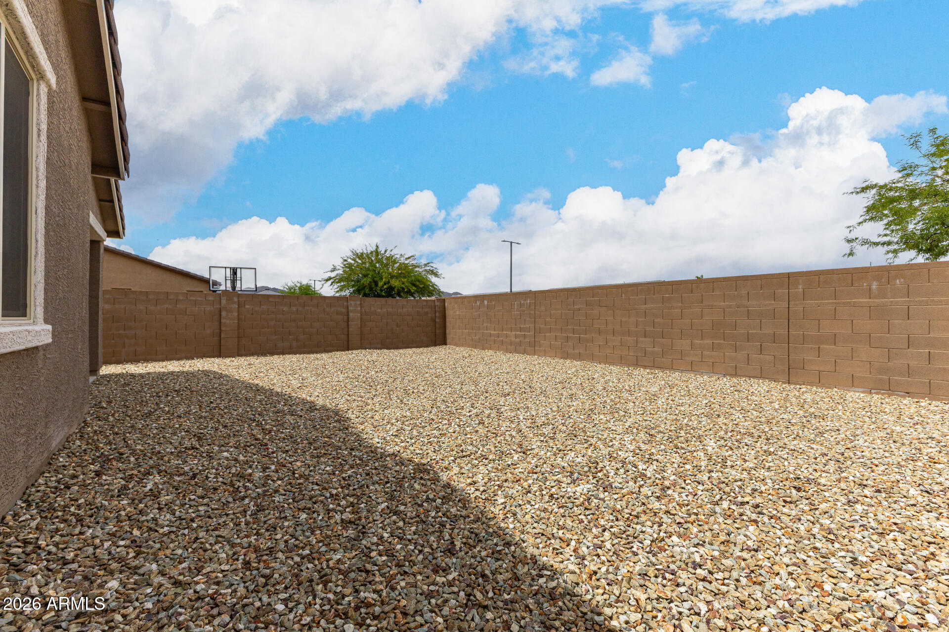 18764 W CANTERBURY Drive