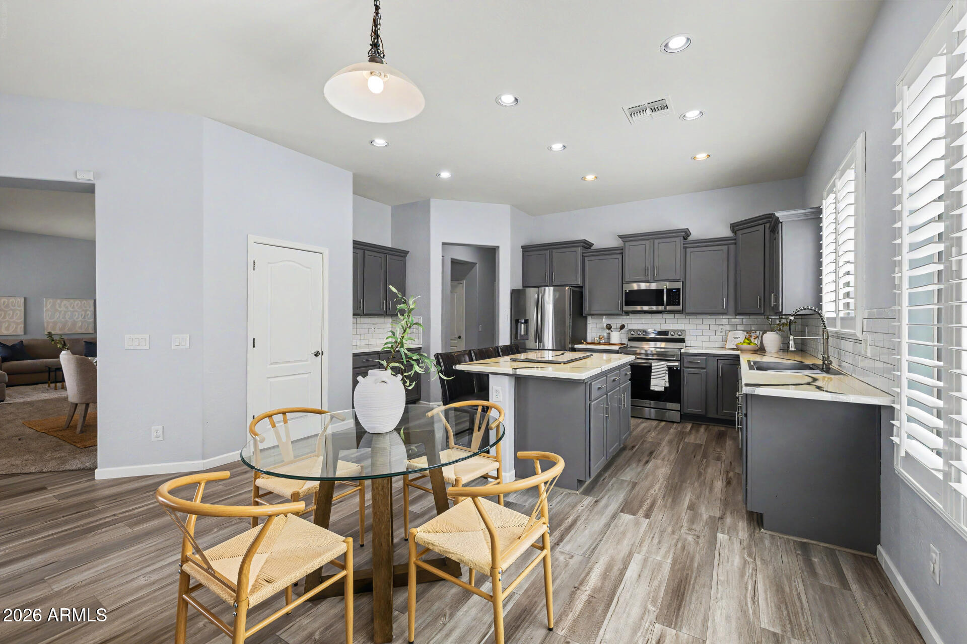 18970 N STONEGATE Road