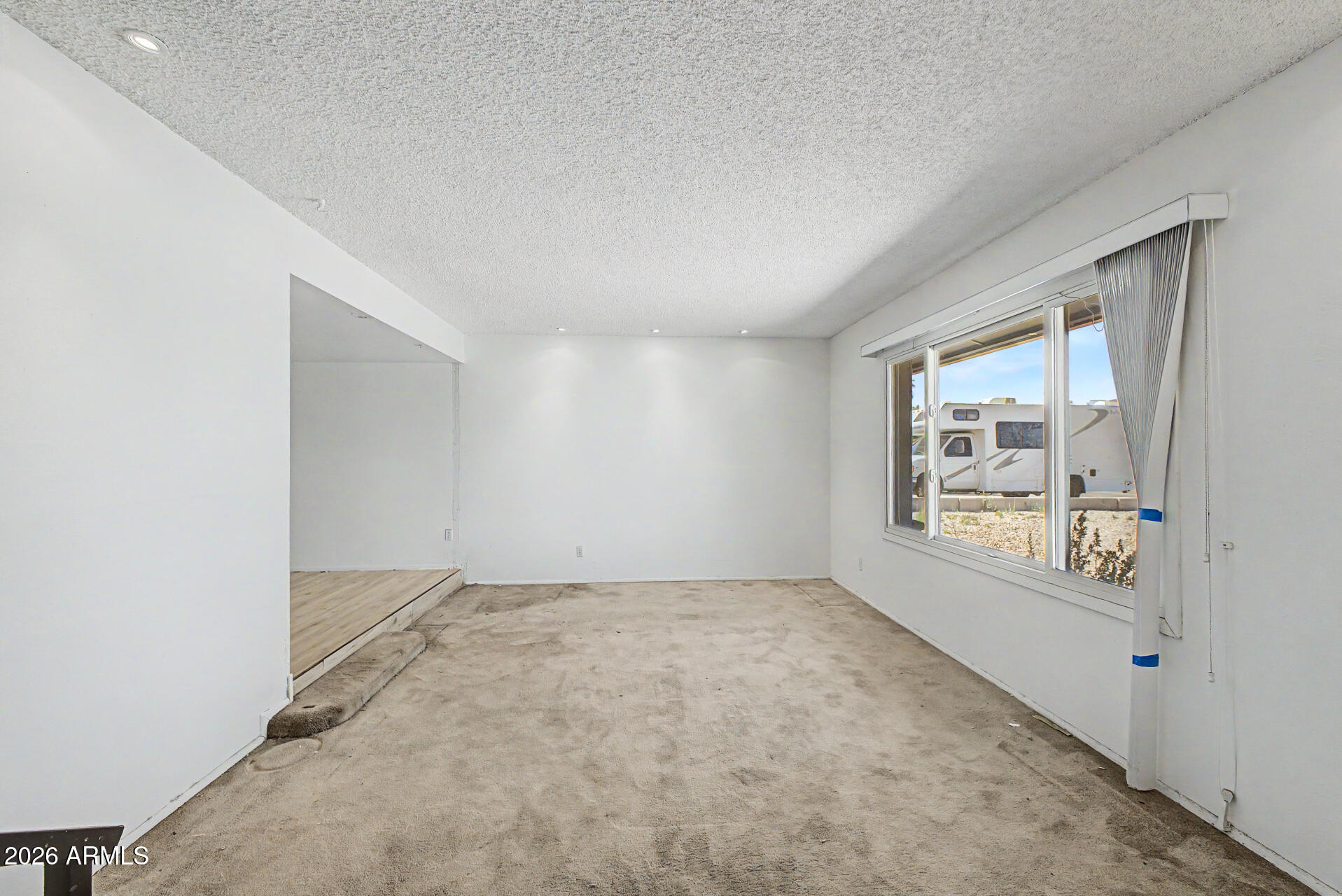 4141 W MISSOURI Avenue