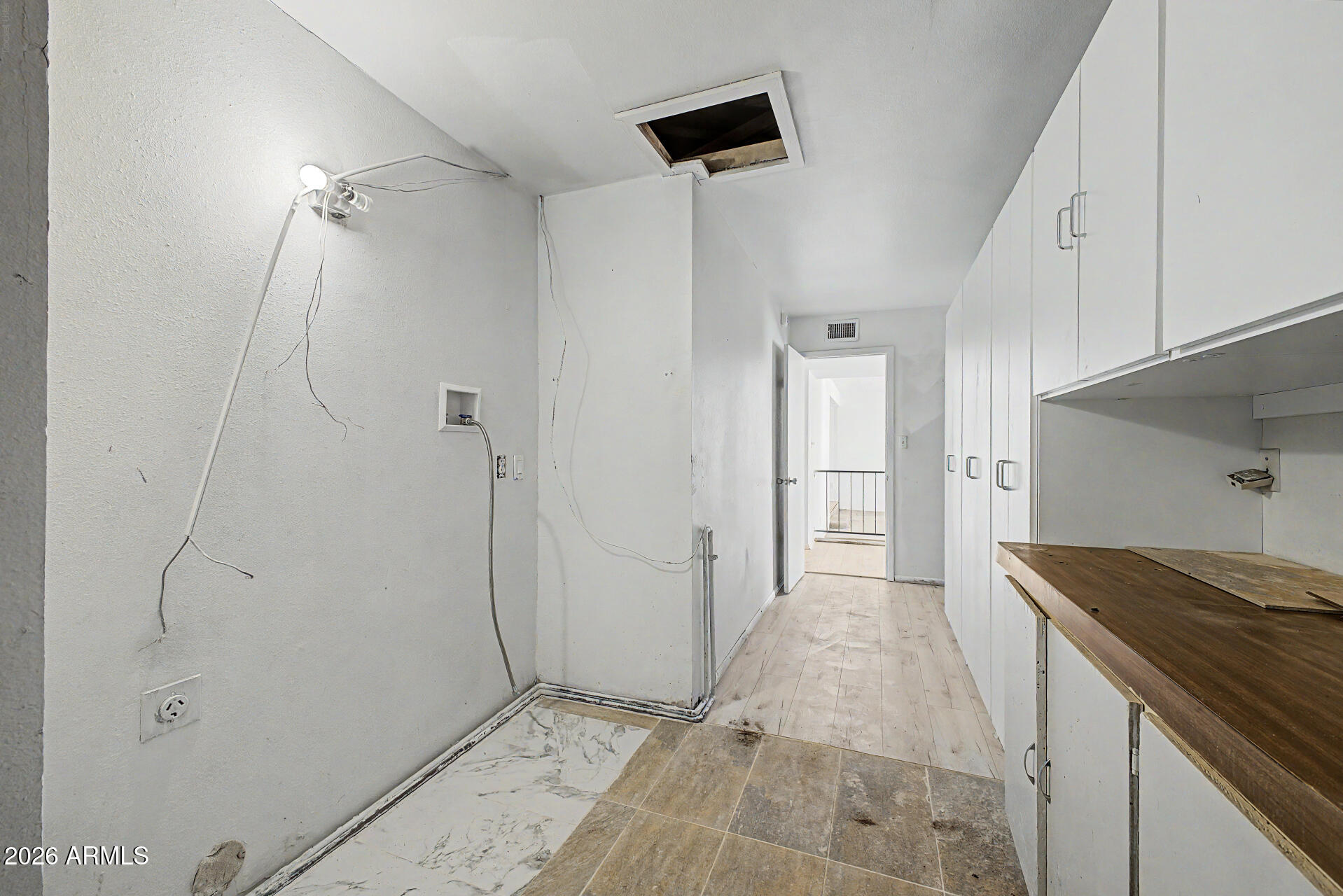 4141 W MISSOURI Avenue