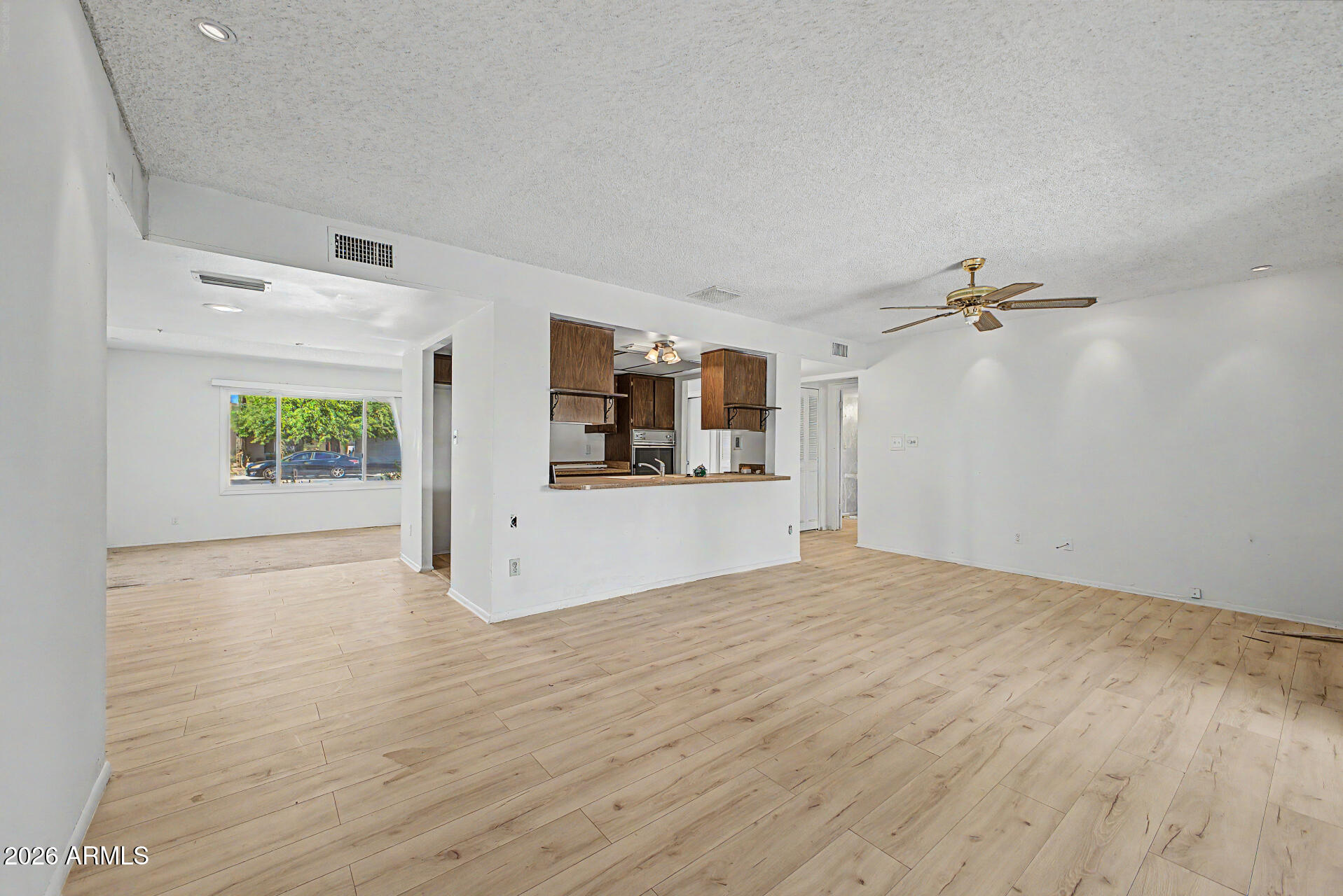 4141 W MISSOURI Avenue