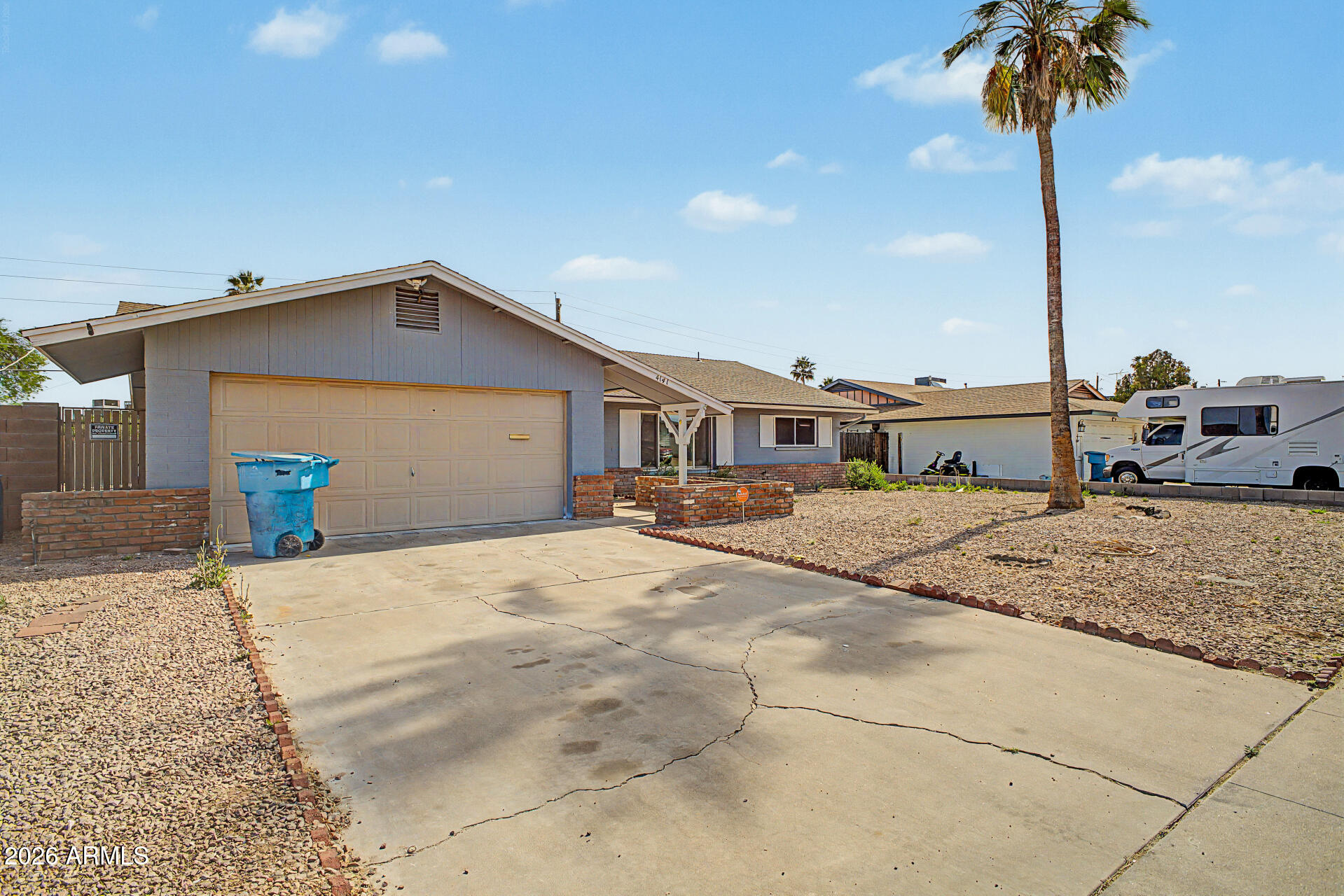 4141 W MISSOURI Avenue