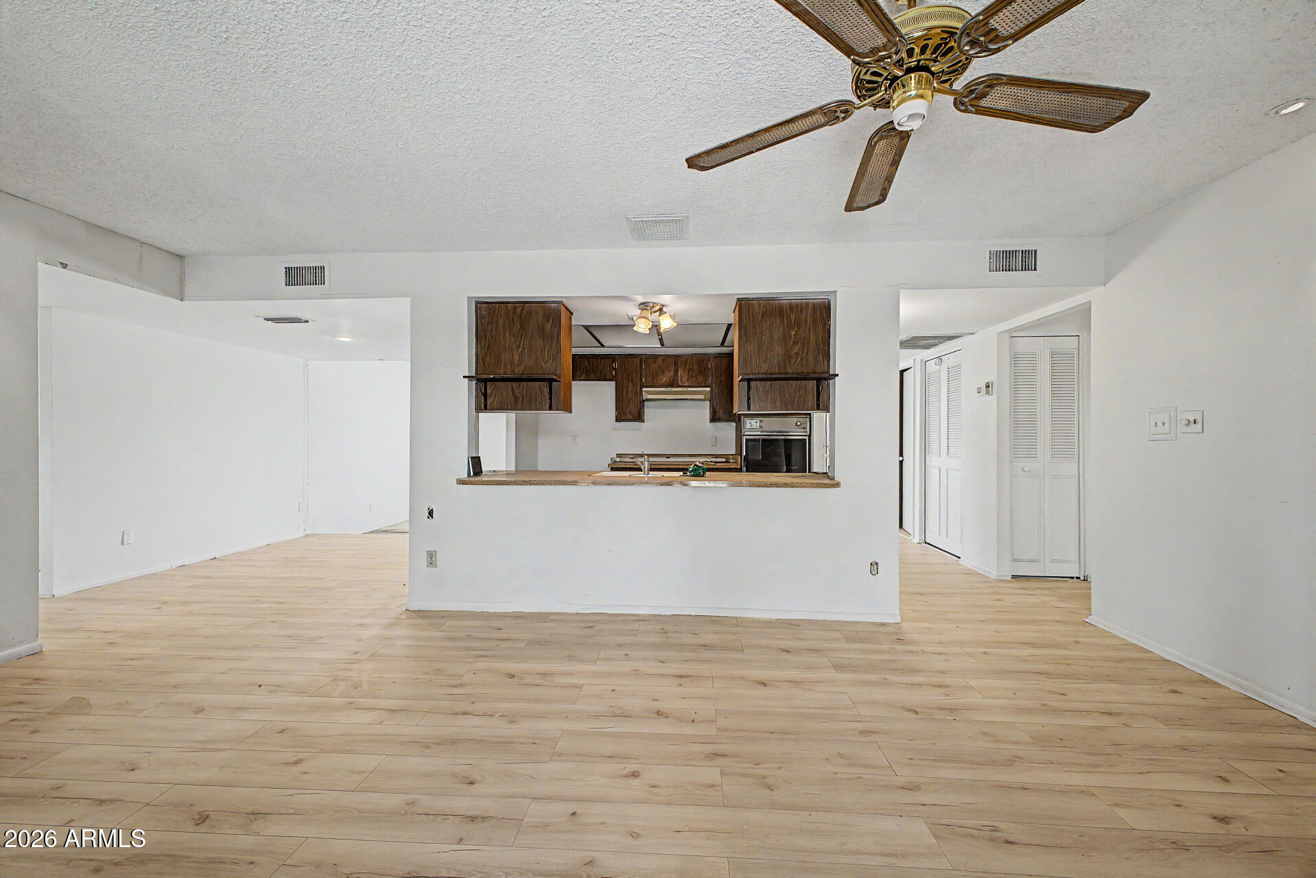 4141 W MISSOURI Avenue