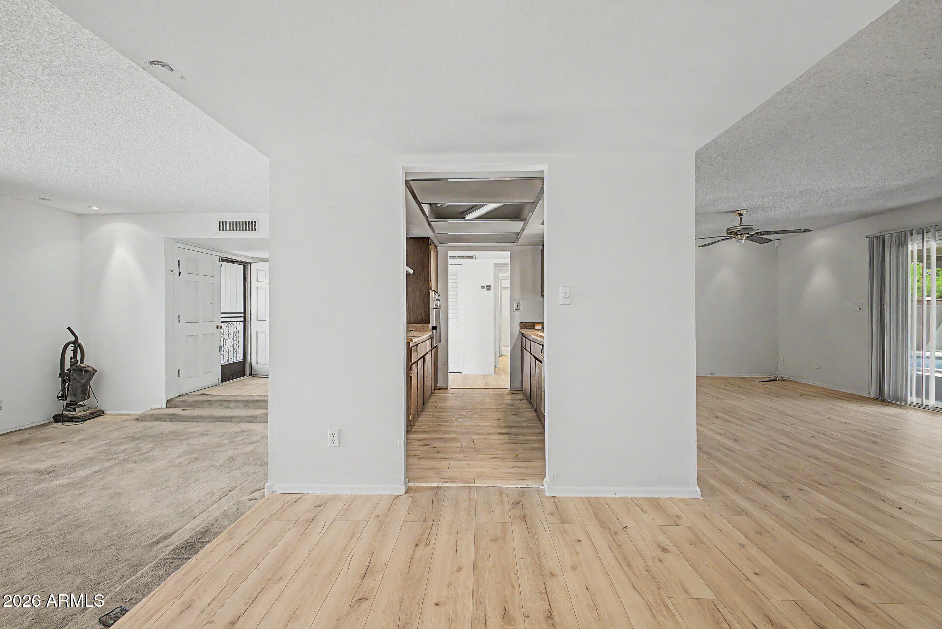 4141 W MISSOURI Avenue