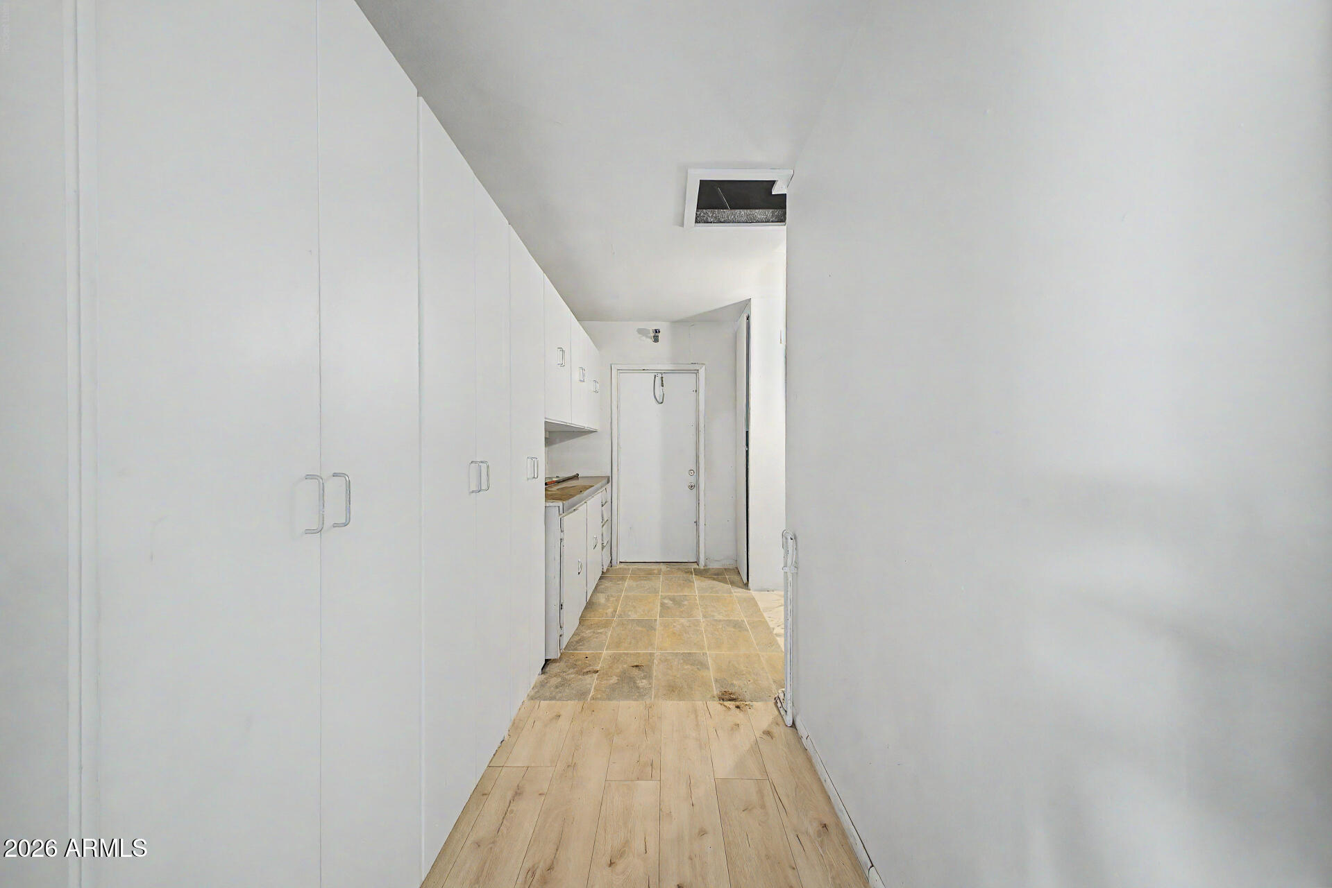 4141 W MISSOURI Avenue