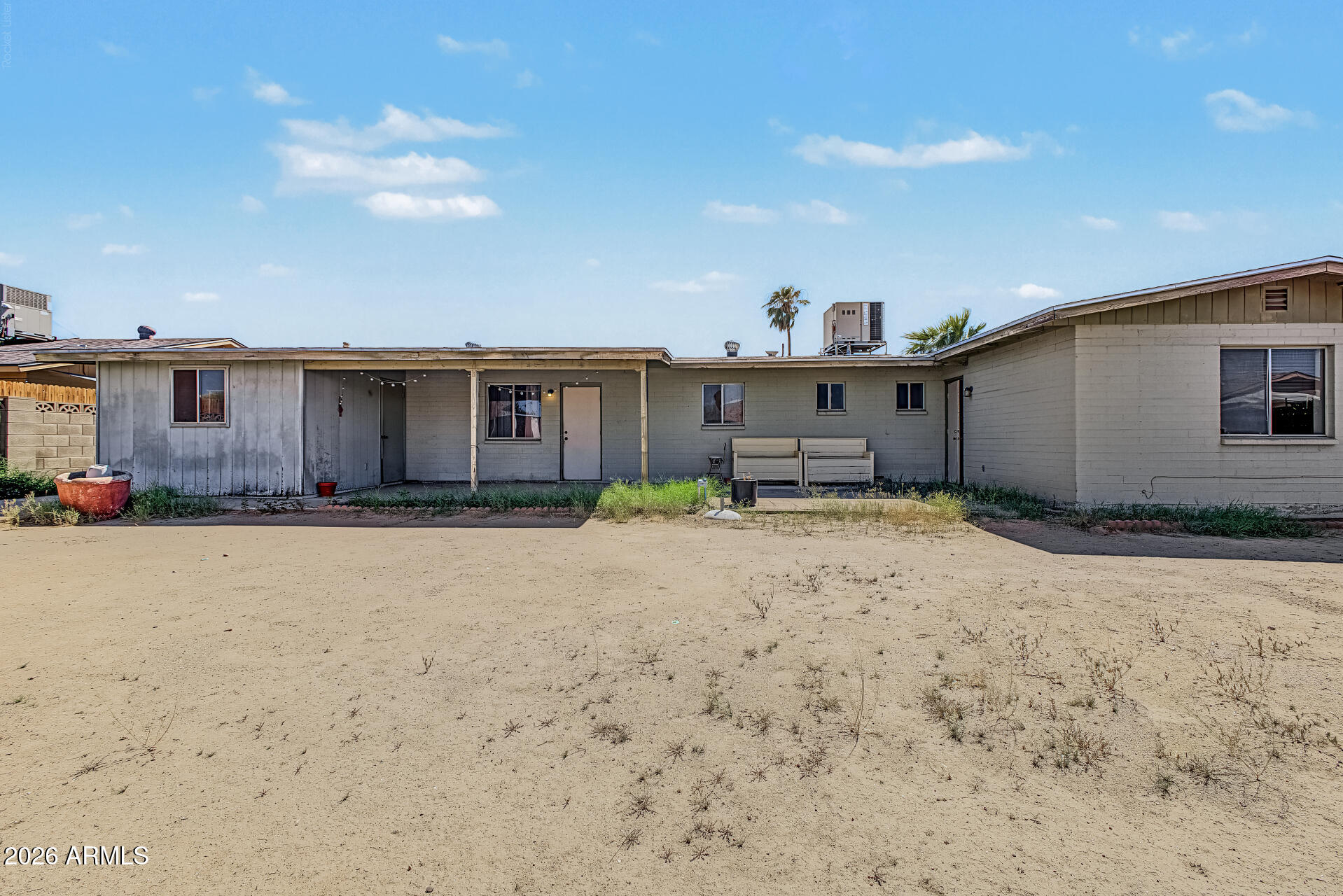 618 E VIA ELENA Street