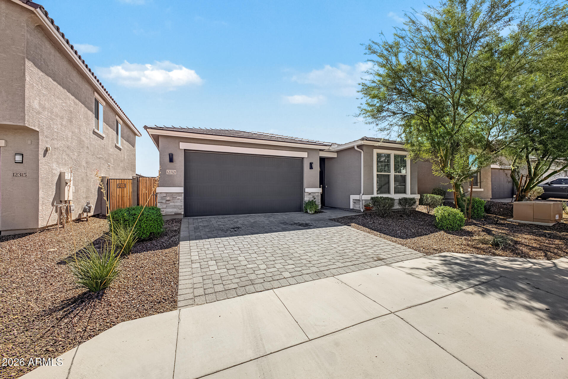 12321 W STELLA Lane