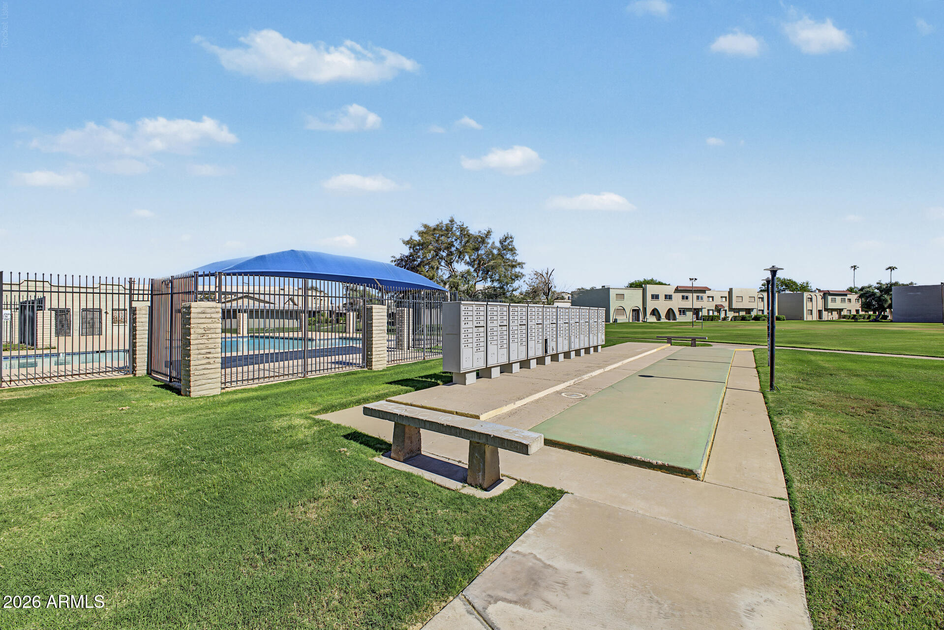 225 N STANDAGE 8