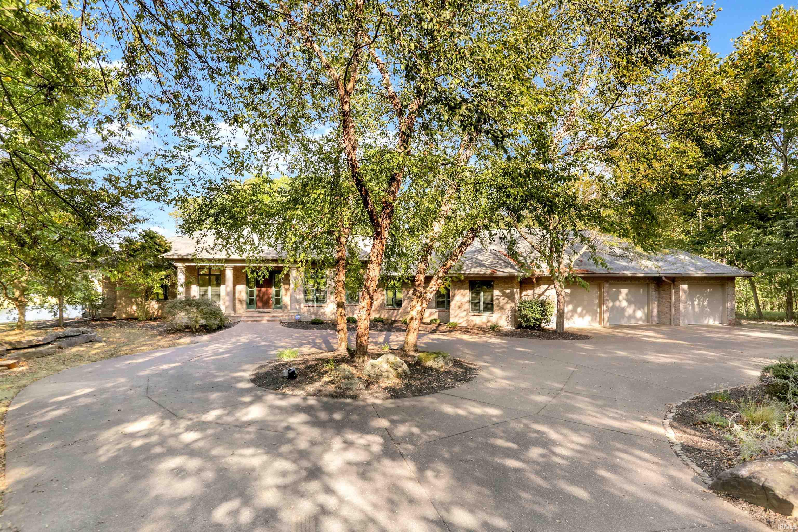 1066 Hunter Boulevard