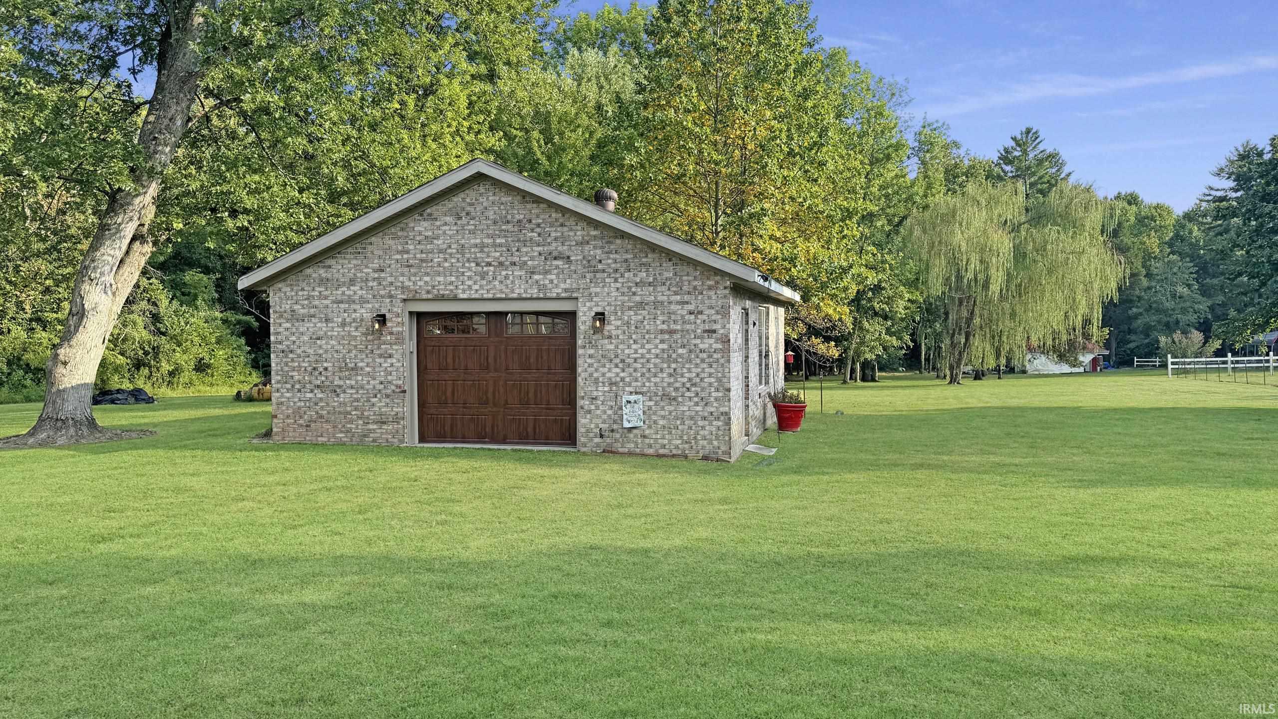 3205 Lake Drive