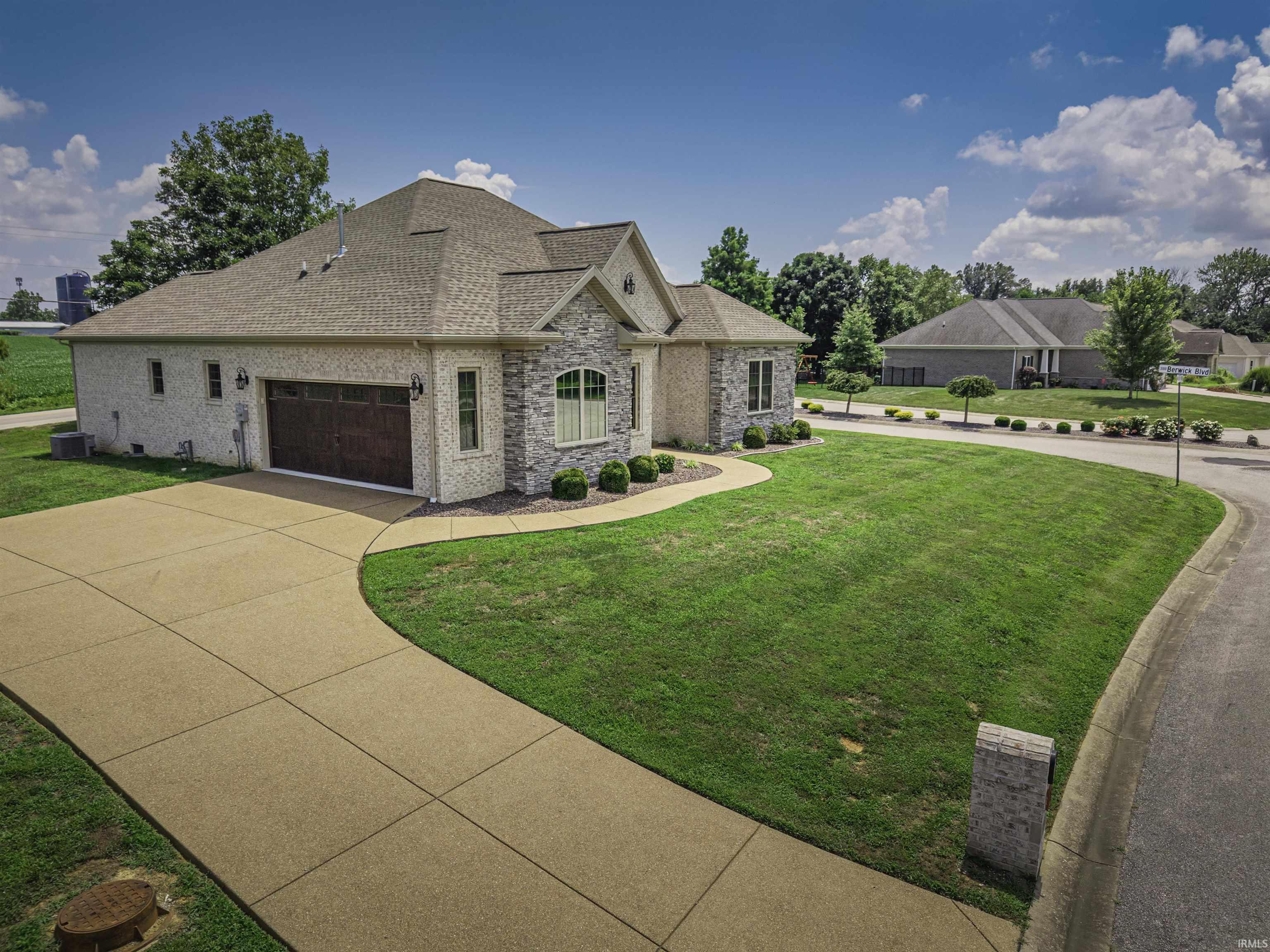 10835 Sable Ridge Drive