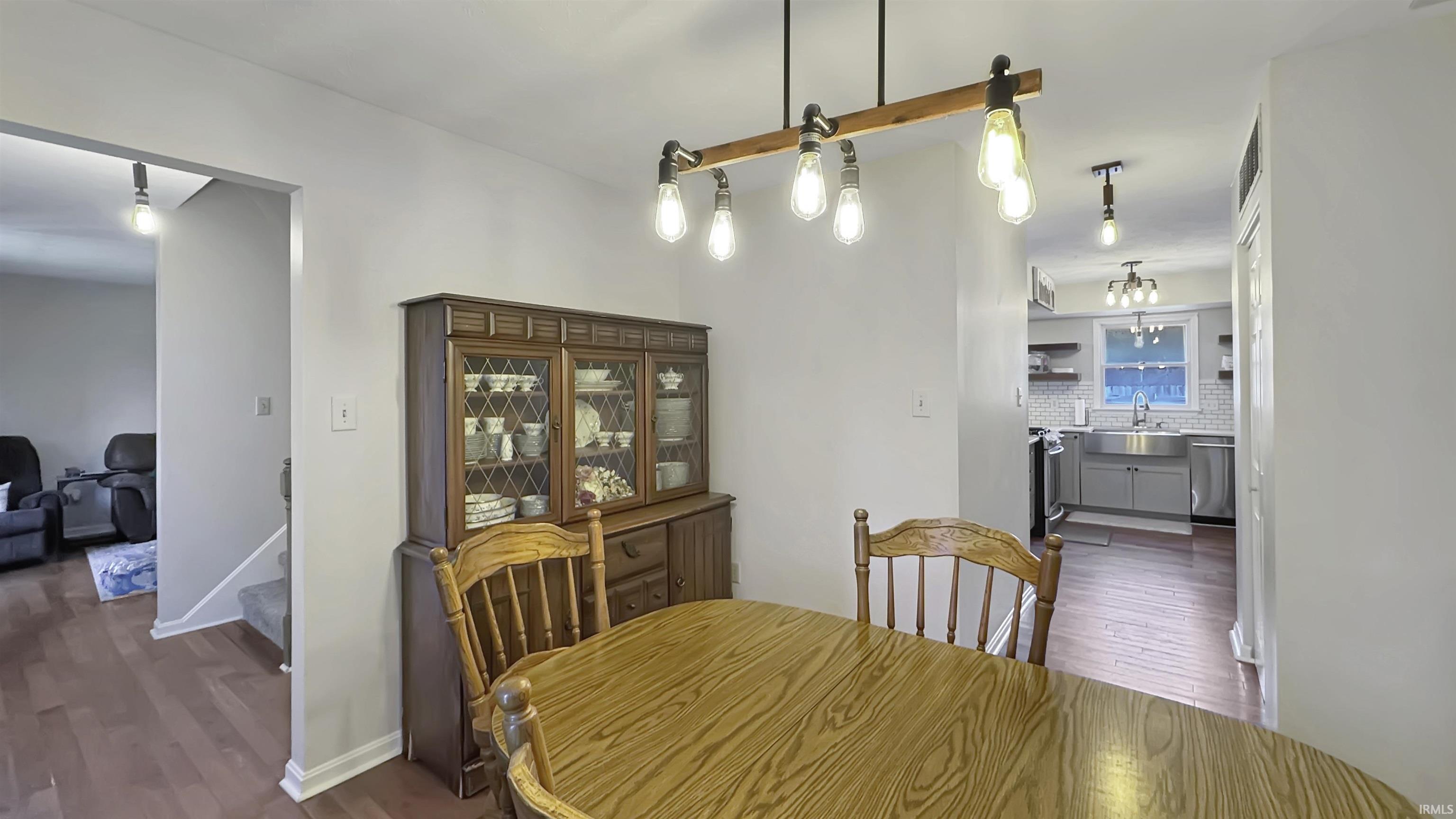 10211 Kimberly Lane