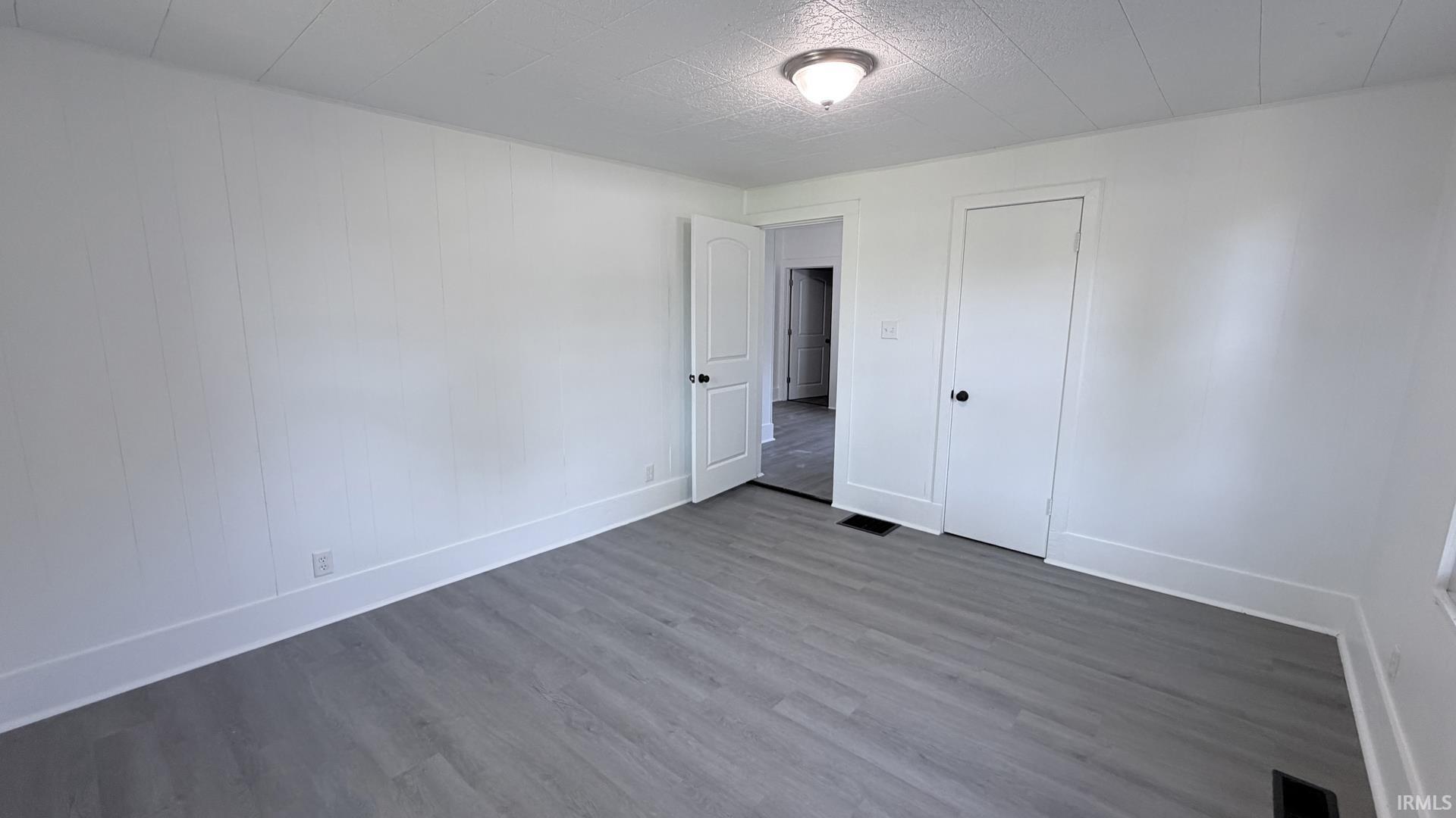 401 S 6th Street