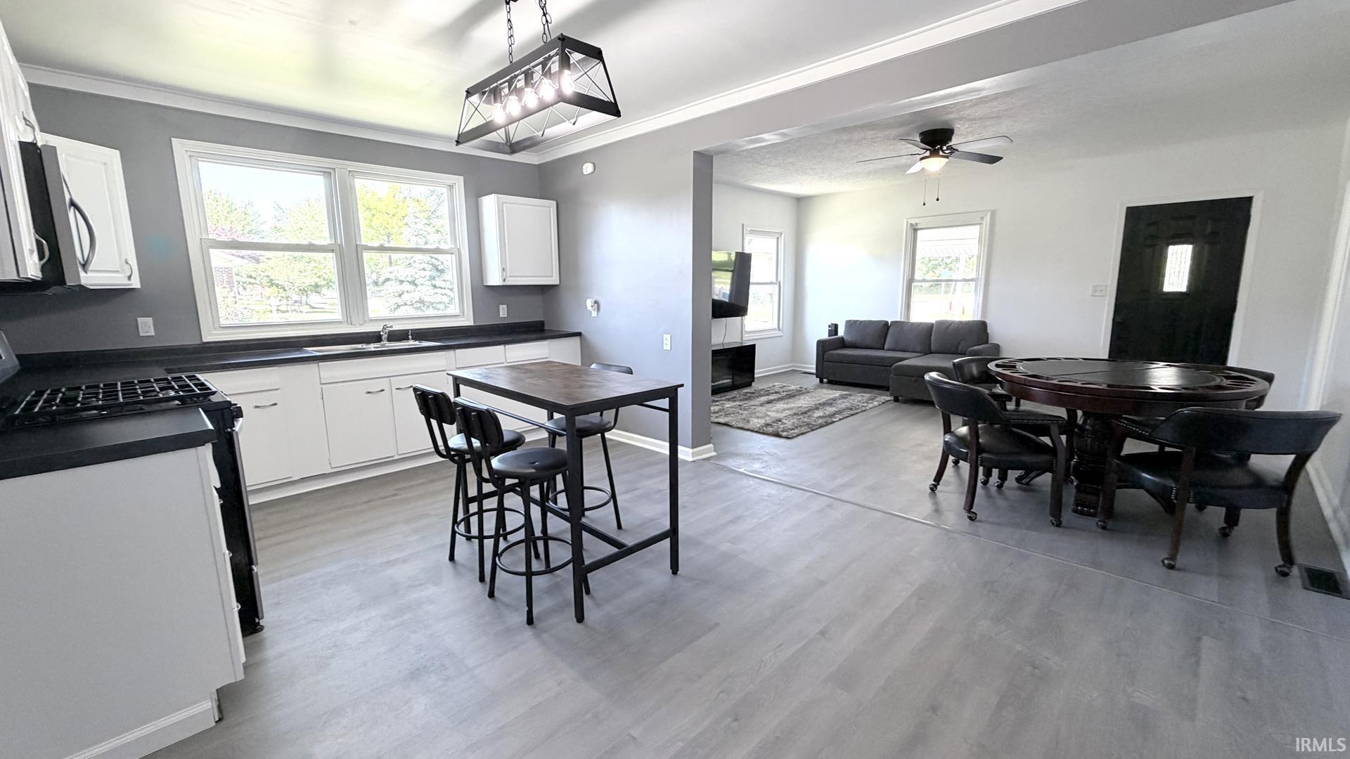 401 S 6th Street