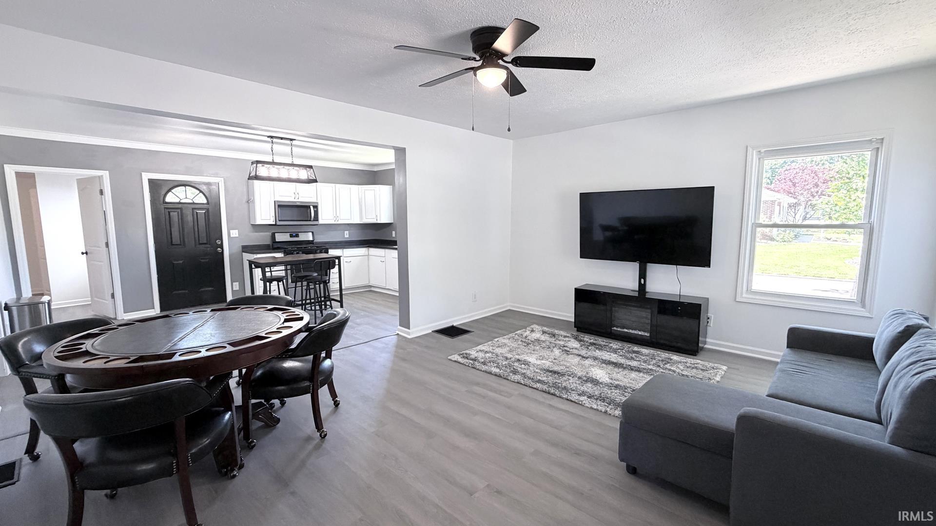 401 S 6th Street