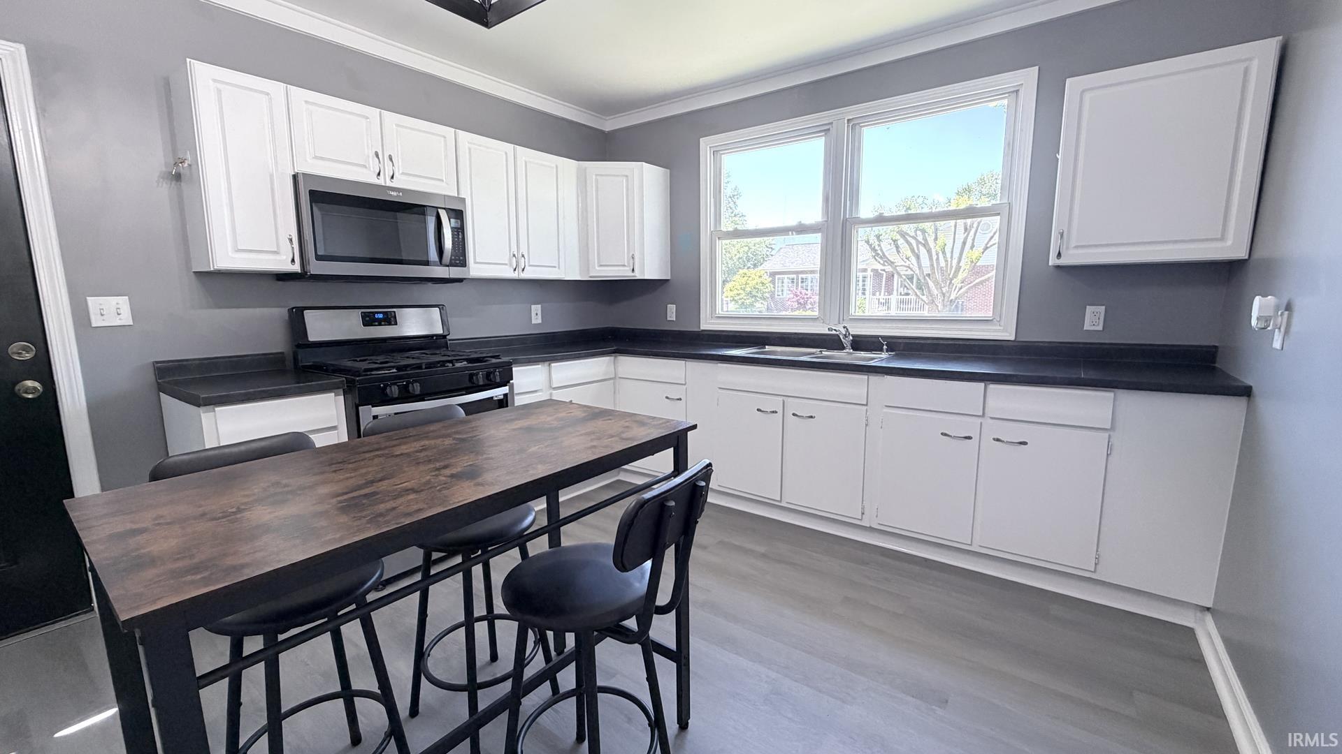 401 S 6th Street