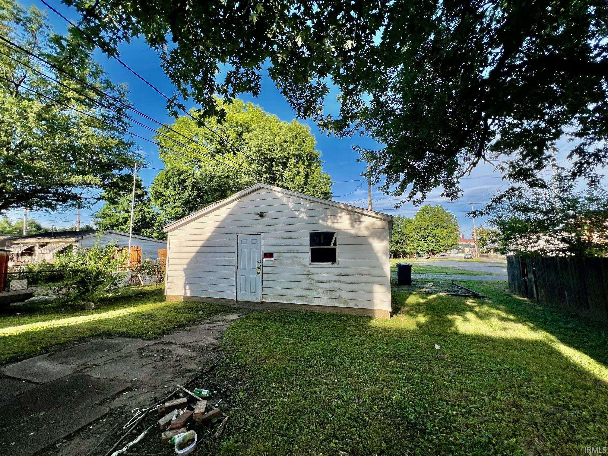 807 N Fourth Avenue