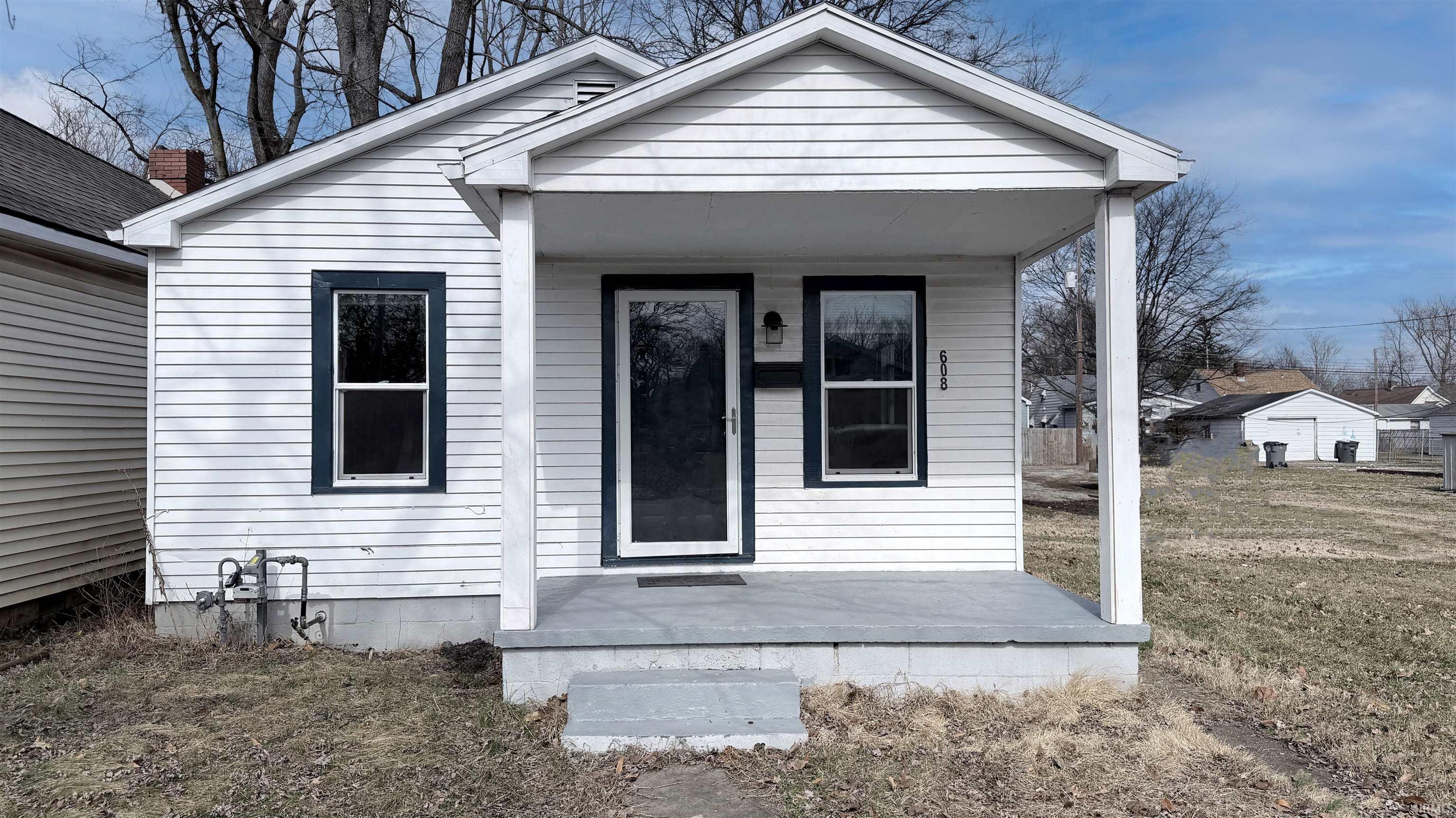 608 Ravenswood Drive